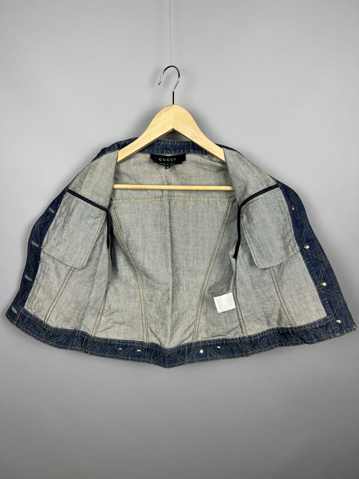 Gucci Rare Vintage Gucci Tomford Era Denim Jacket short sleeve Size XS / US 0-2 / IT 36-38 - 15 Thumbnail