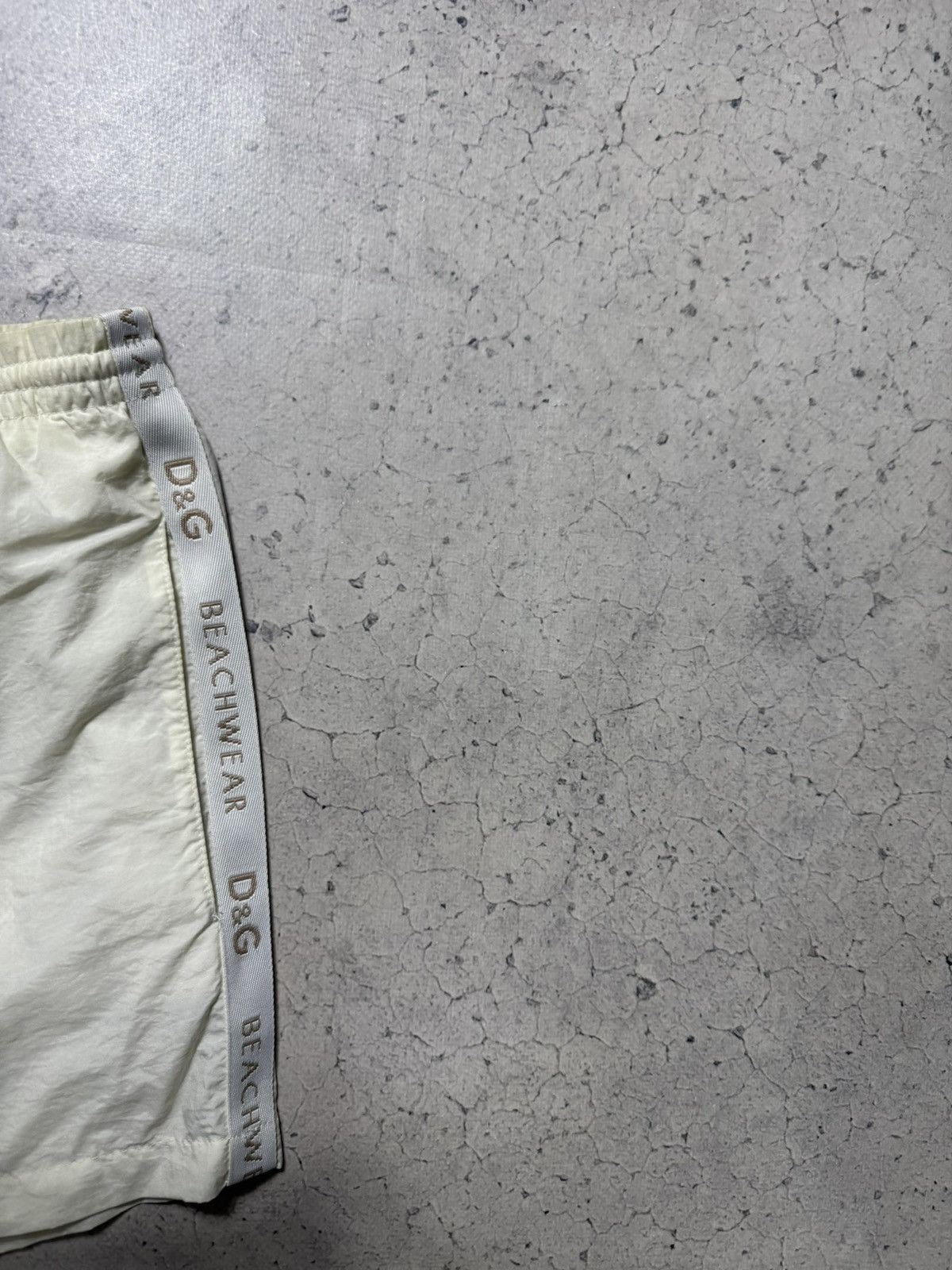 Dolce & Gabbana Dolce & Gabbana DG Beachwear White Nylon Vintage Shorts Size US 36 / EU 52 - 5 Thumbnail