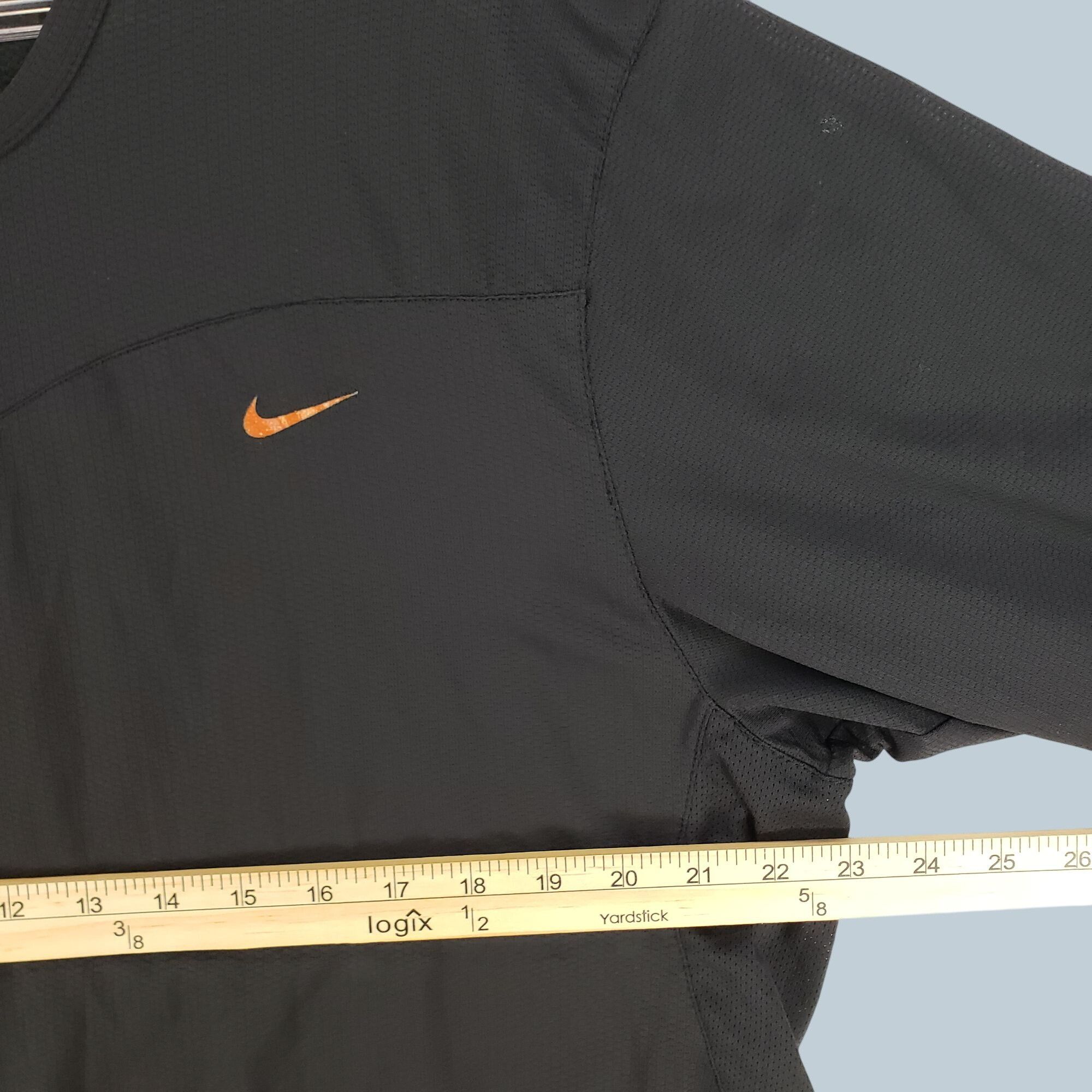 Nike Vintage Nike Mens Dri-FIT Shirt Lightweight Athletic Wear X Size US XL / EU 56 / 4 - 4 Thumbnail