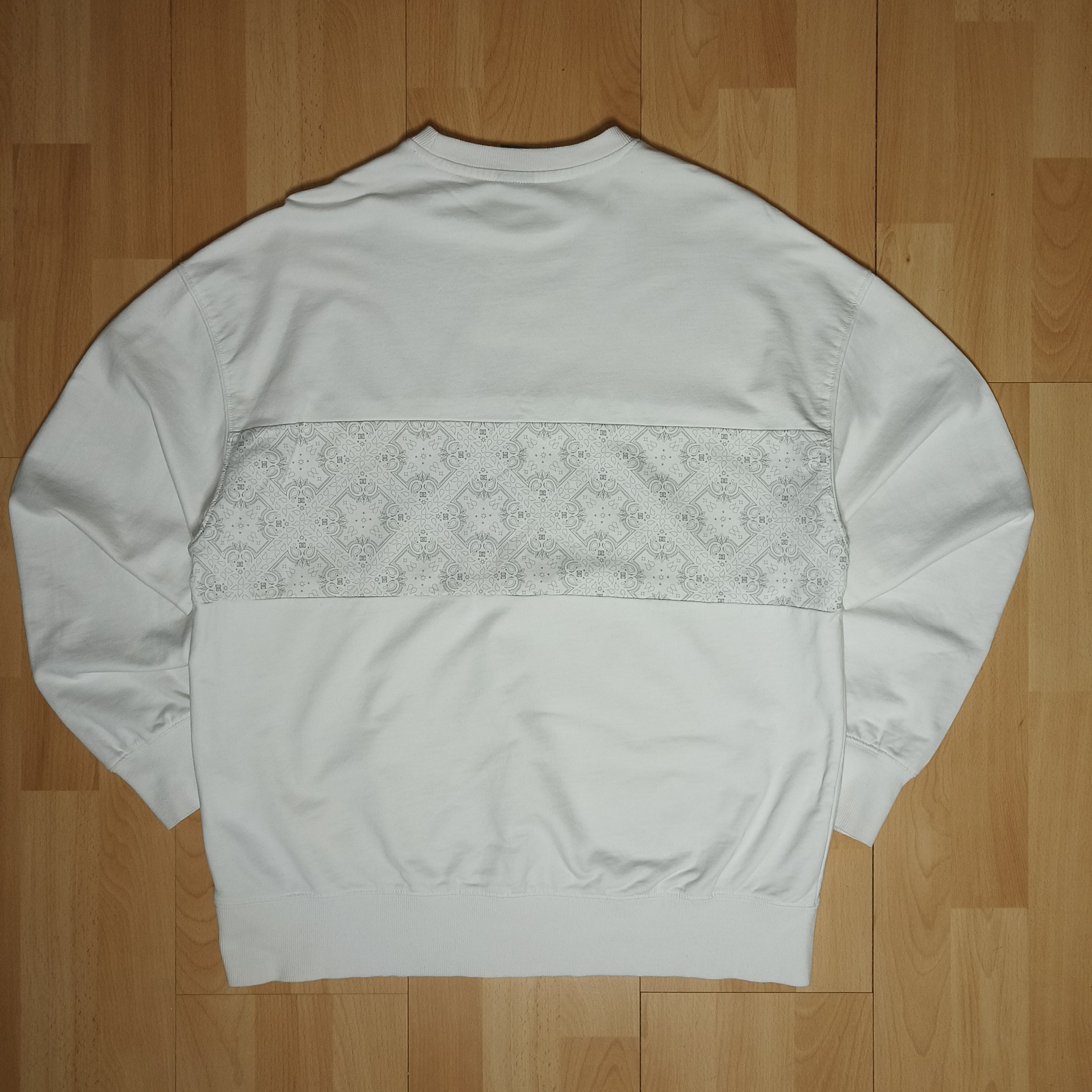 DC × Japanese Brand Dc DC SHOE CO USA Paisley Print Sweatshirt Crewneck Size US S / EU 44-46 / 1 - 3 Thumbnail