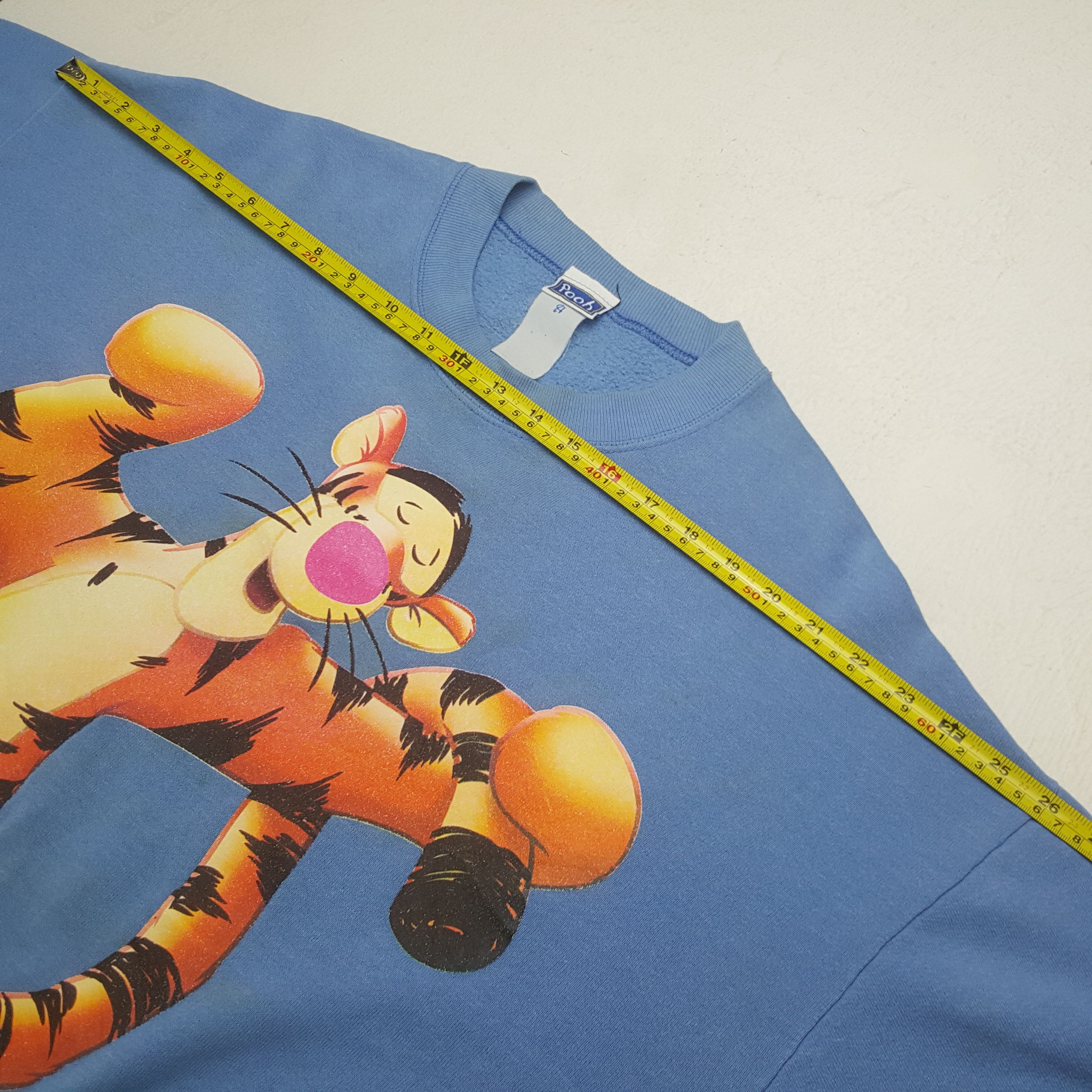 Disney Vintage Disney Tiger Pooh Sweatshirt Size US XL / EU 56 / 4 - 5 Thumbnail