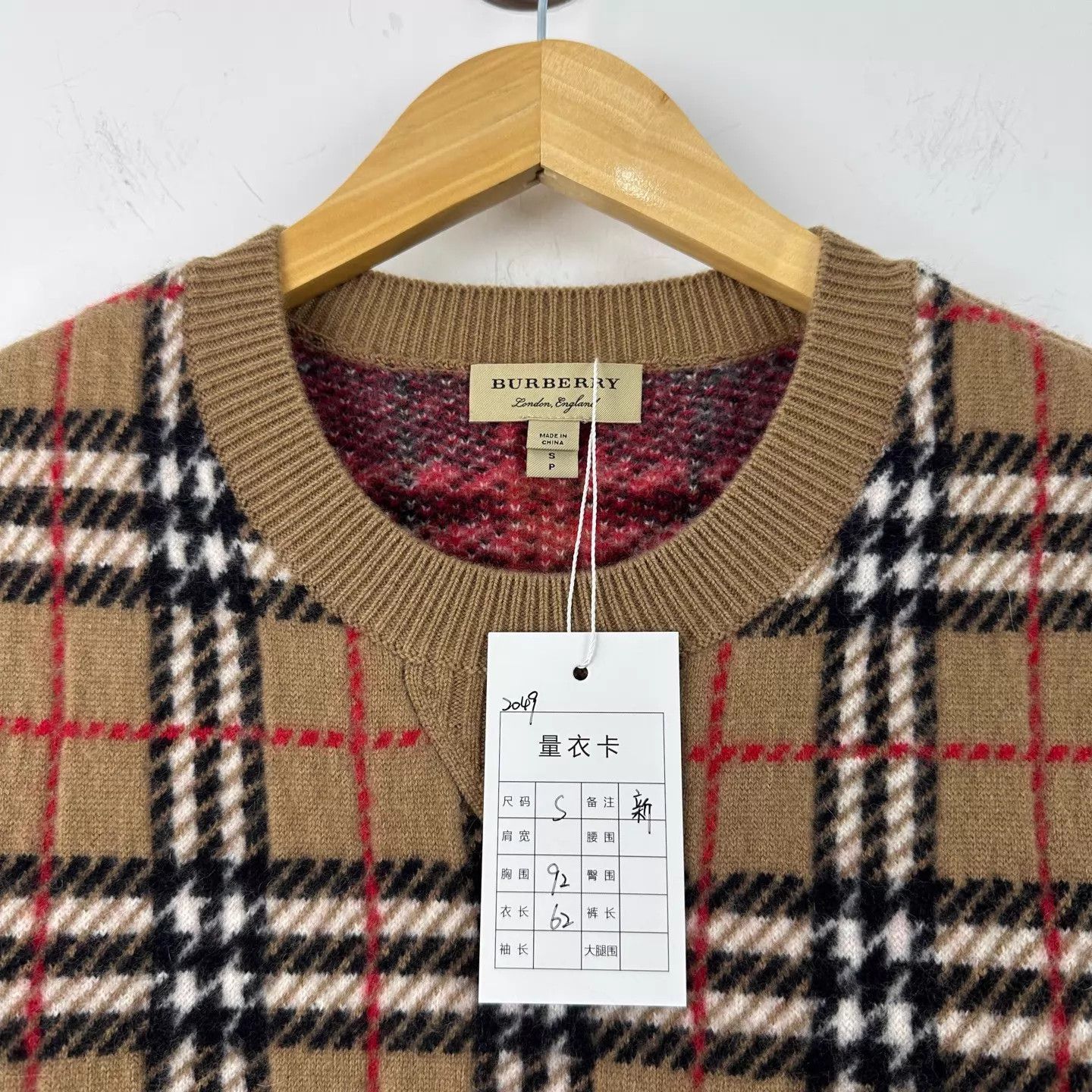 Burberry Burberry Classic Check Cashmere Sweater S New Unused Size S / US 4 / IT 40 - 3 Thumbnail