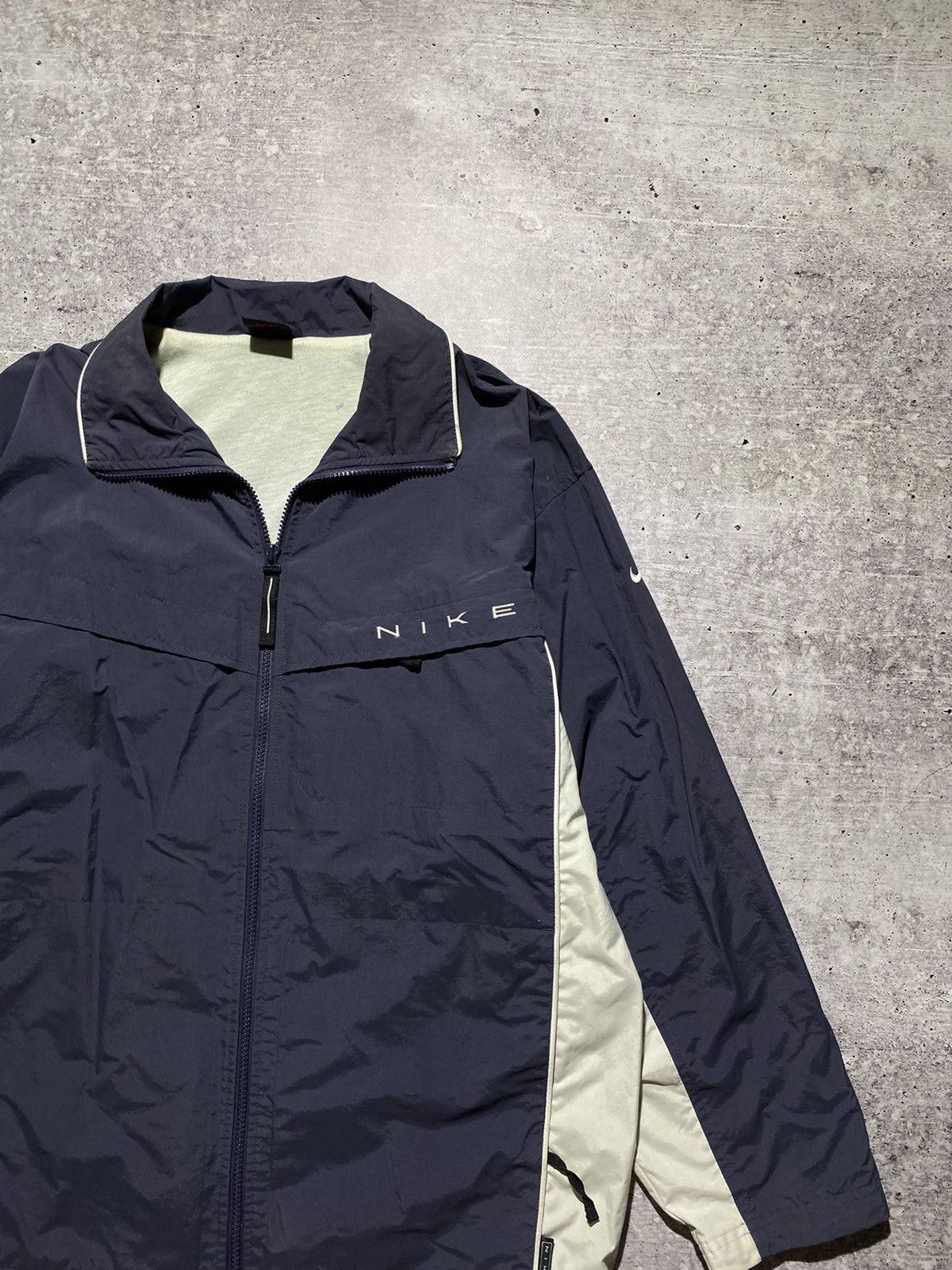 Nike Nike Vintage Light Jacket Size US M / EU 48-50 / 2 - 4 Thumbnail