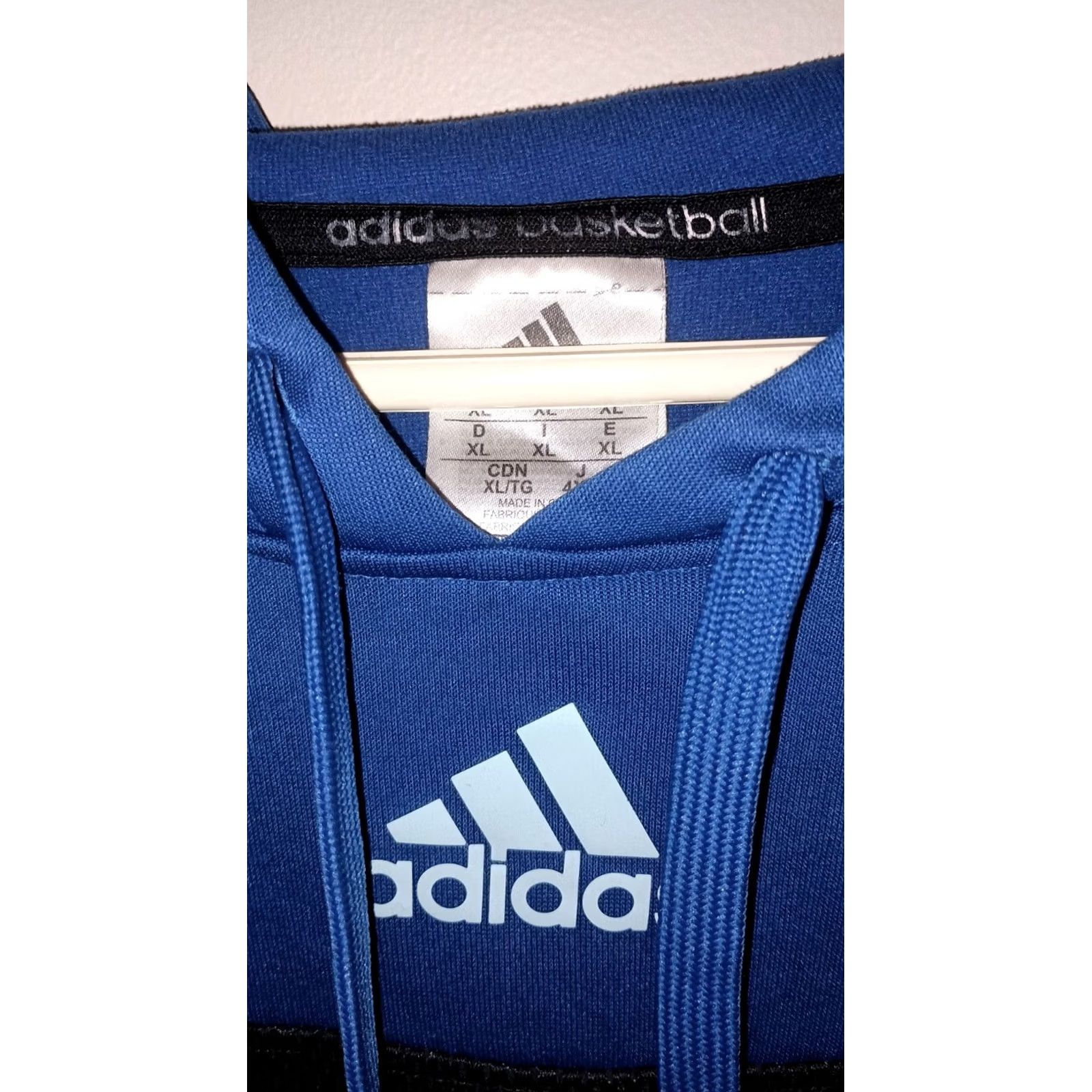 Adidas Adidas Basketball Sweatshirt Mens XL Black Hooded Pullover Long Sleeve Logo Embroidered - Regular Fit, All Seasons, Sportswear Size US XL / EU 56 / 4 - 3 Thumbnail