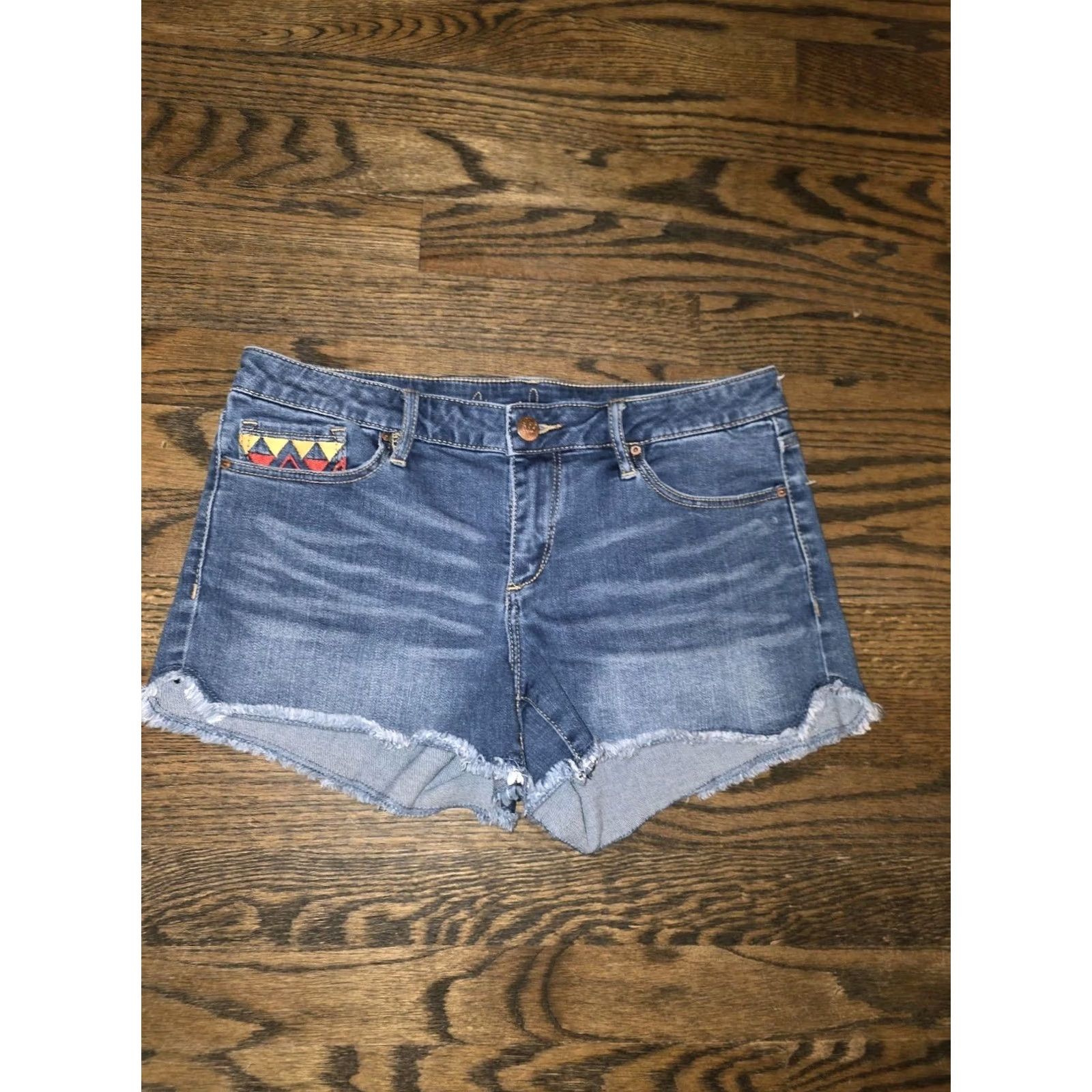 Vintage Chip & Pepper Denim Short Shorts Embroidery Frayed Cuff Sz Medium 29 Women’s Cotton Blend Blue Casual Vintage No Size 29" - 5 Thumbnail