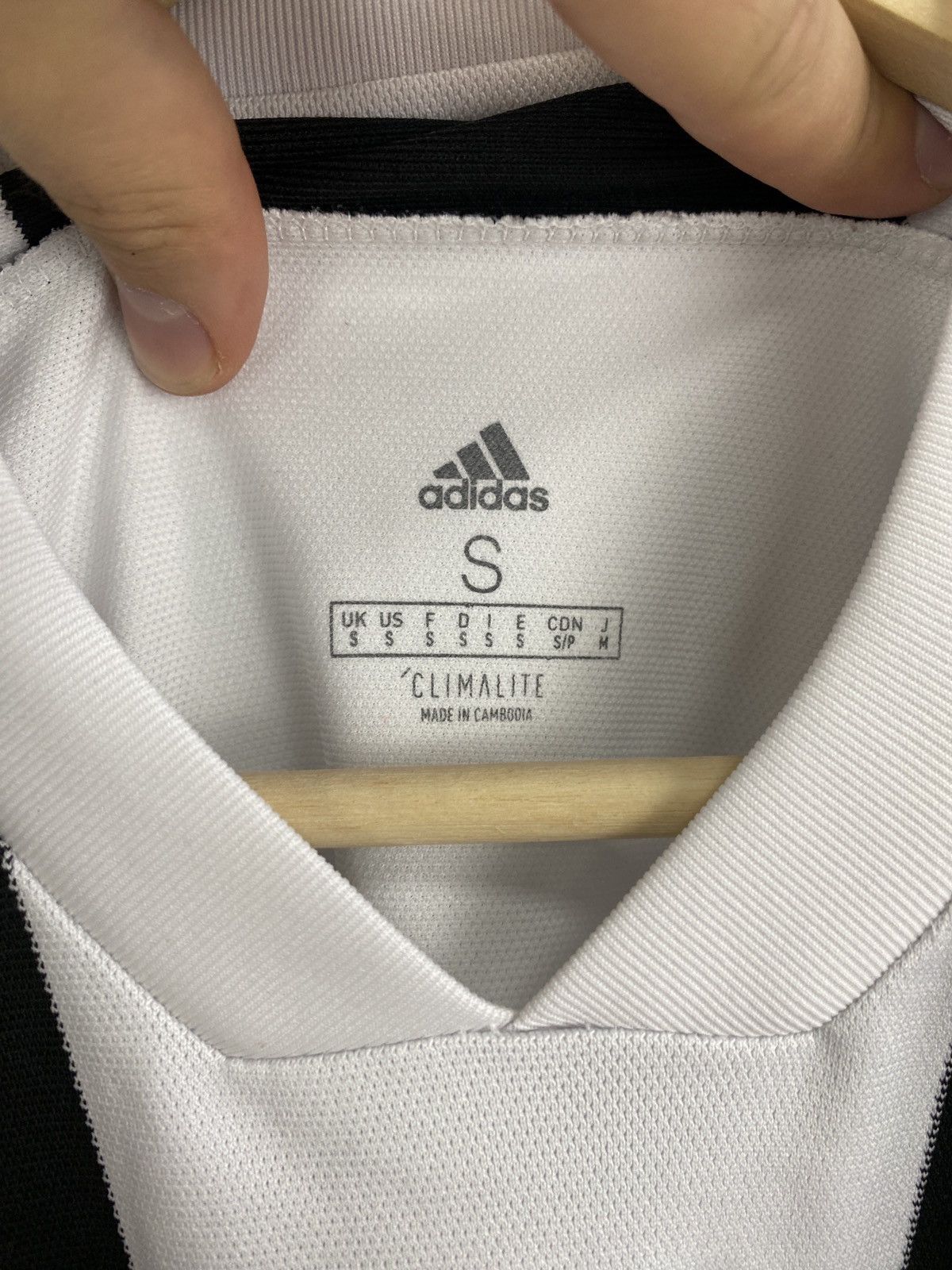 Adidas 🇮🇹 Y2K Adidas Juventus Soccer Jersey T-Shirt Blockore Rare Size US S / EU 44-46 / 1 - 6 Thumbnail