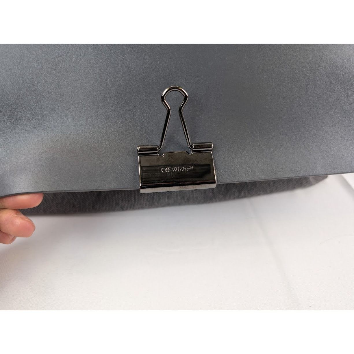 Off-White o1rshd1 Size: OS / Shoulder Bag in Gray Size ONE SIZE - 9 Thumbnail