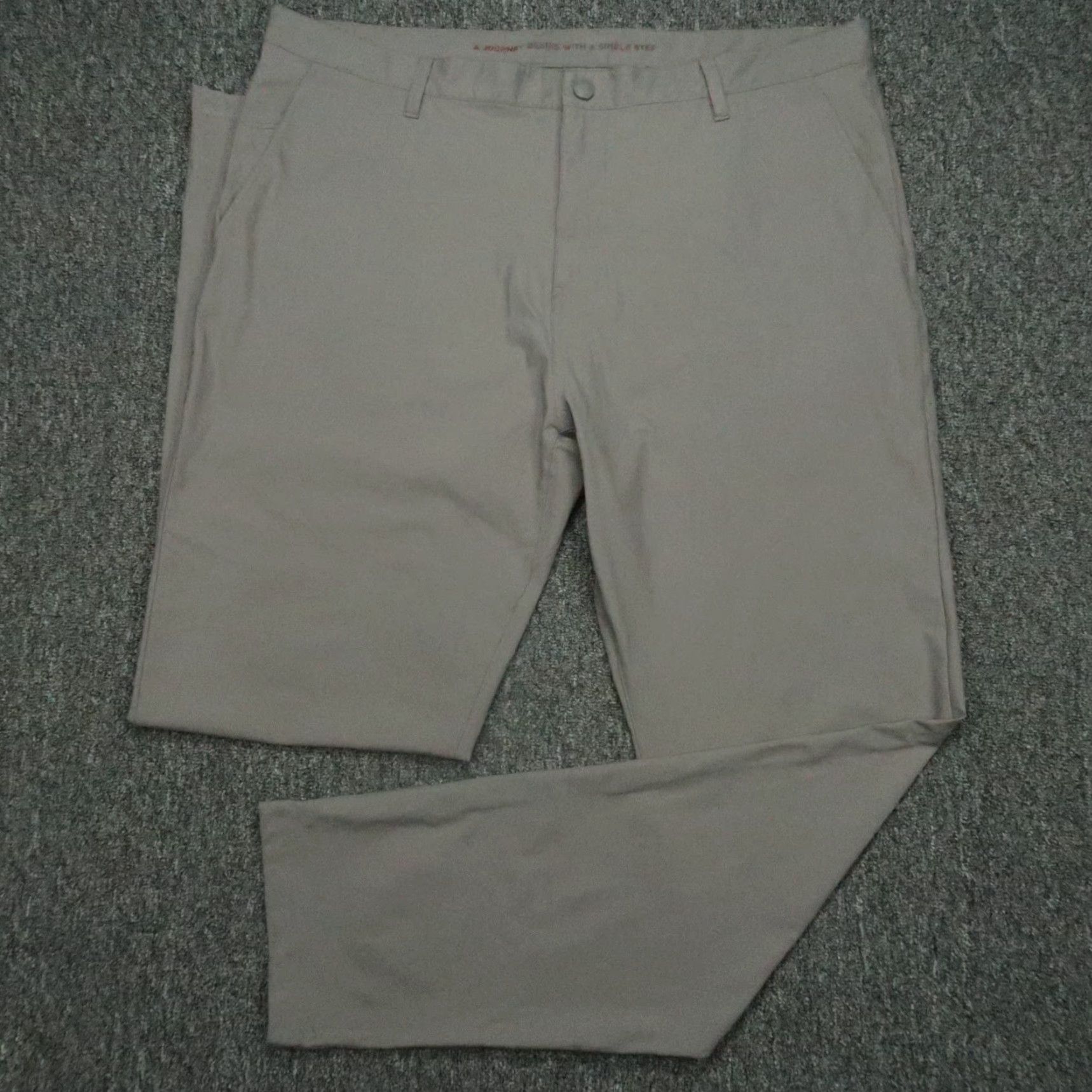 Rhone Rhone Pants Mens 41x34 Gray City Classic Chino Performance Lightweight Vintage No Size US 41 - 2 Thumbnail