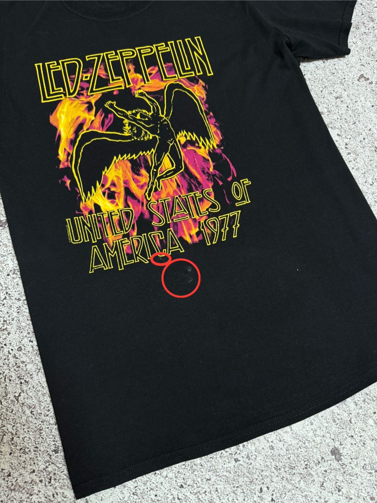 Band Tees × Vintage Vintage 2019 LED Zeppelin USA Rock Retro T-Shirt Y2K Hype Size US XL / EU 56 / 4 - 8 Thumbnail