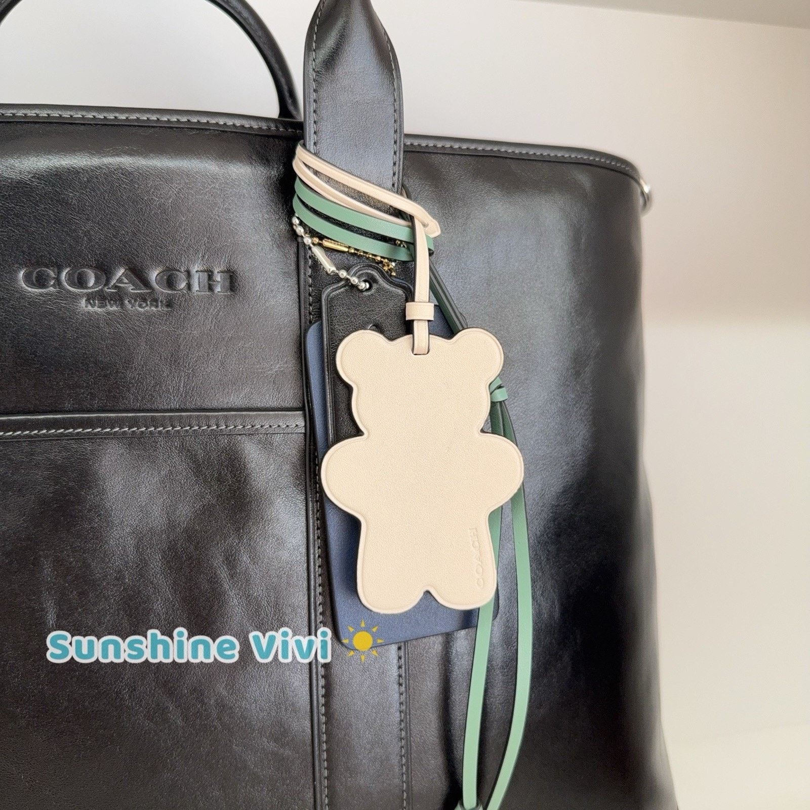 Coach NWT Coach Grayson Tote Bag Charm CDY45 Silver/Black Leather Size ONE SIZE - 2 Thumbnail