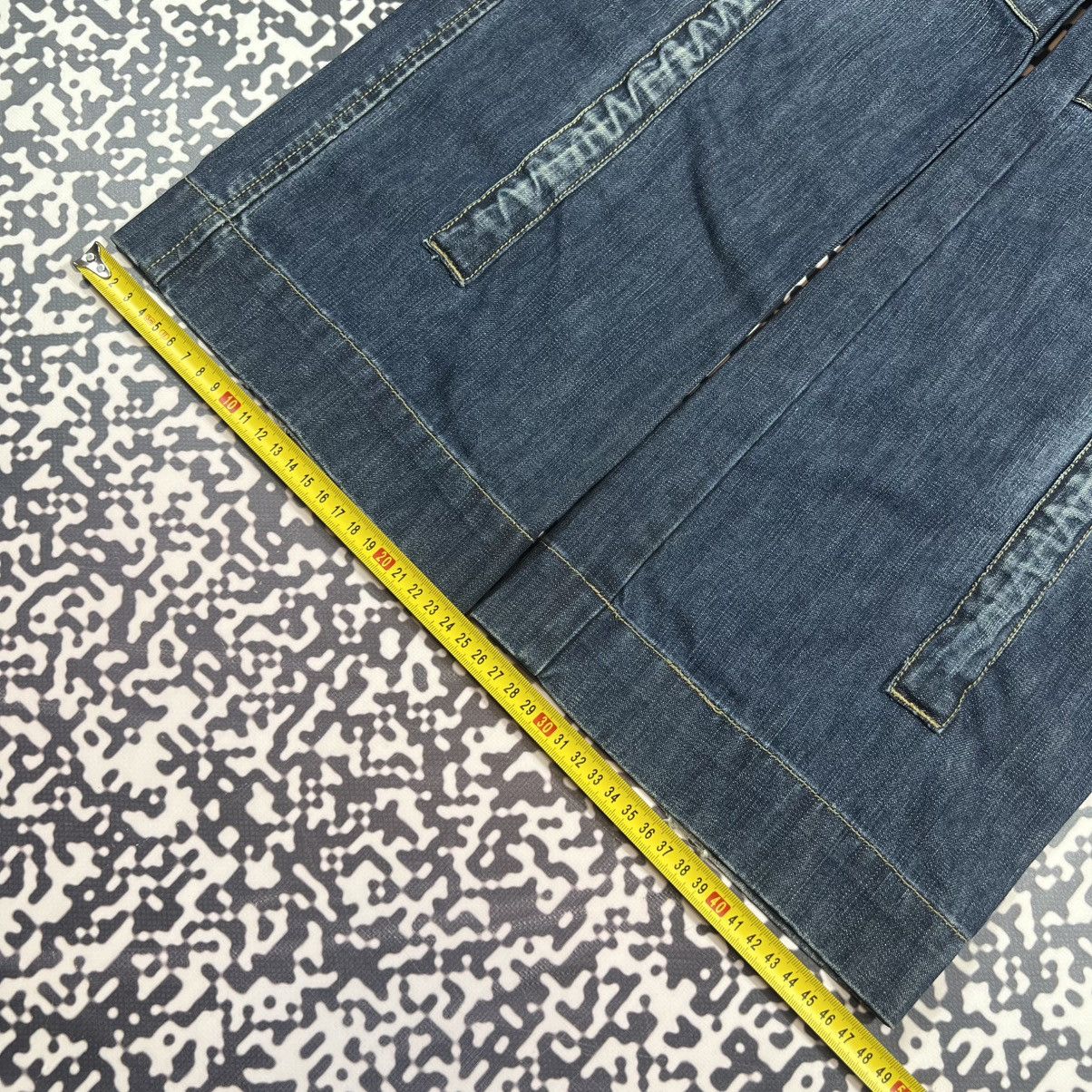 Japanese Brand Vintage Y2K Japanese Cargo Denim Jeans Bondage Style Size 27" / US 4 / IT 40 - 24 Thumbnail