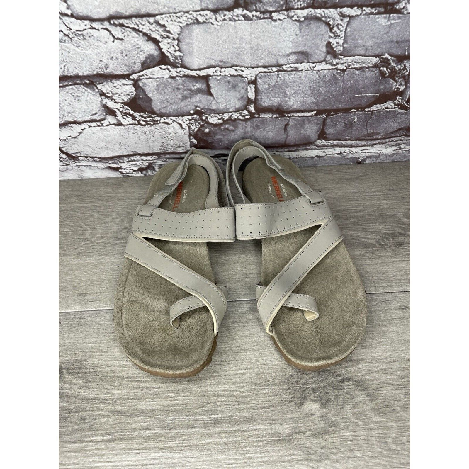 Merrell Merrell Aluminum Grey Suede Synthetic Toe Strap Foam Sandals Size US 9 / IT 39 - 10 Thumbnail