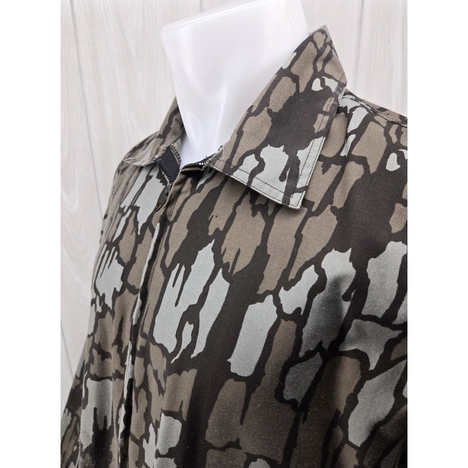 Vintage VINTAGE Trebark Hunting Jacket Camouflage Full Zip Pockets Men’s Large USA Size US L / EU 52-54 / 3 - 7 Thumbnail