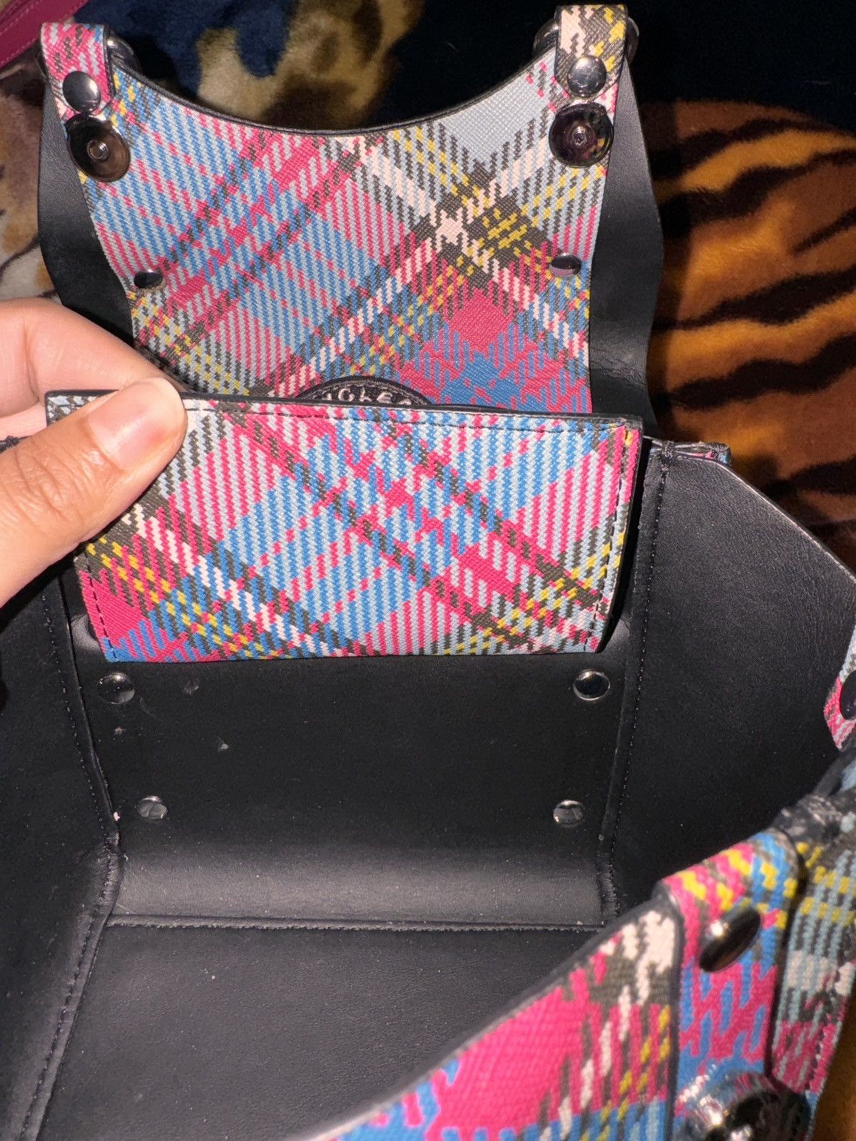 Vivienne Westwood Vivienne Westwood pink tartan purse Size ONE SIZE - 8 Thumbnail