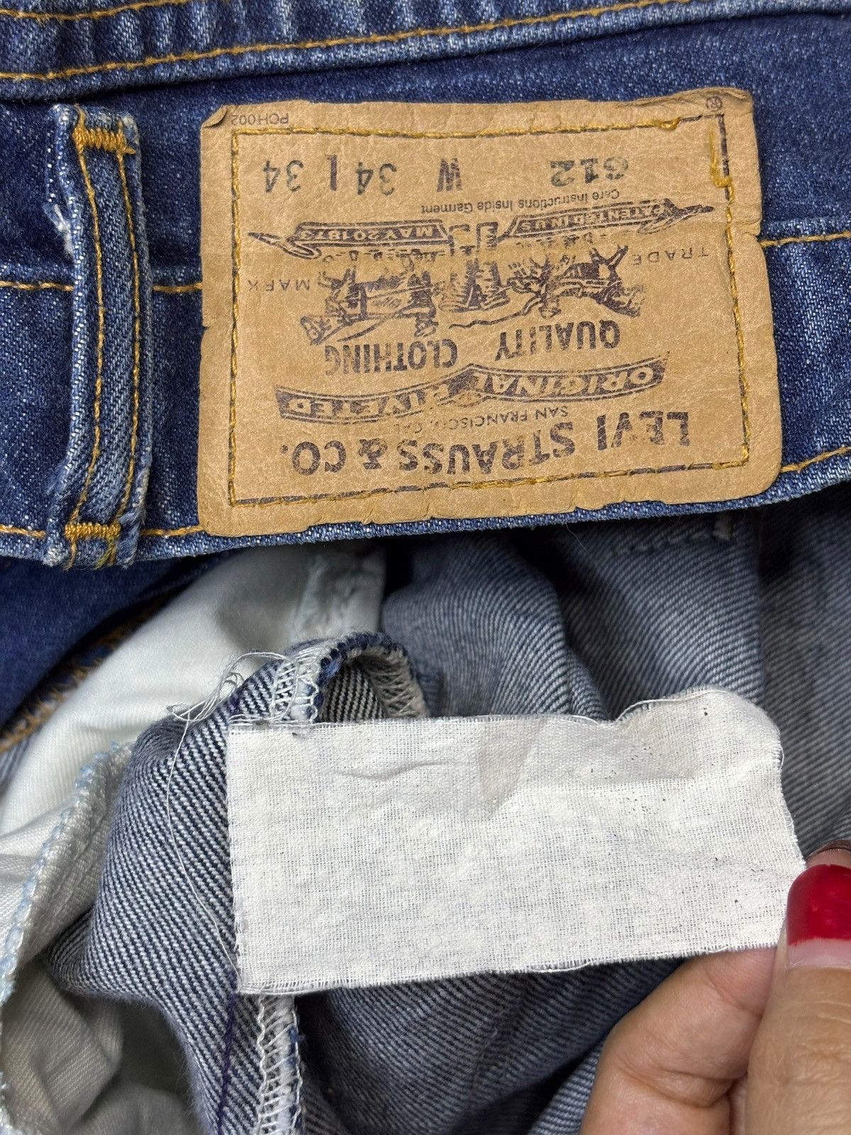 Levi's Vintage 80s Levis 612 Orange Tab Blue Wash Baggy Jeans Size US 32 / EU 48 - 13 Thumbnail