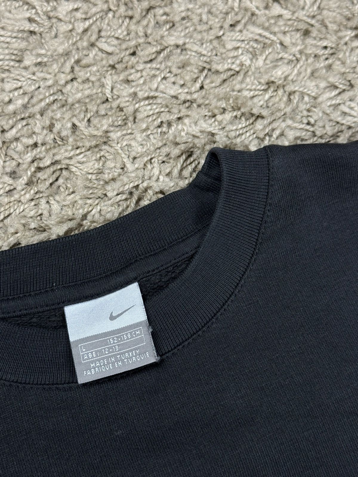 Nike Sweatshirt crewneck Nike Swoosh original casual item Size US S / EU 44-46 / 1 - 3 Thumbnail