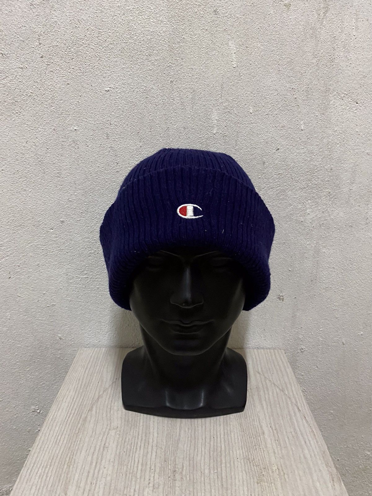 Champion × Vintage Champion Small Logo Beanie Hat Size ONE SIZE - 2 Thumbnail
