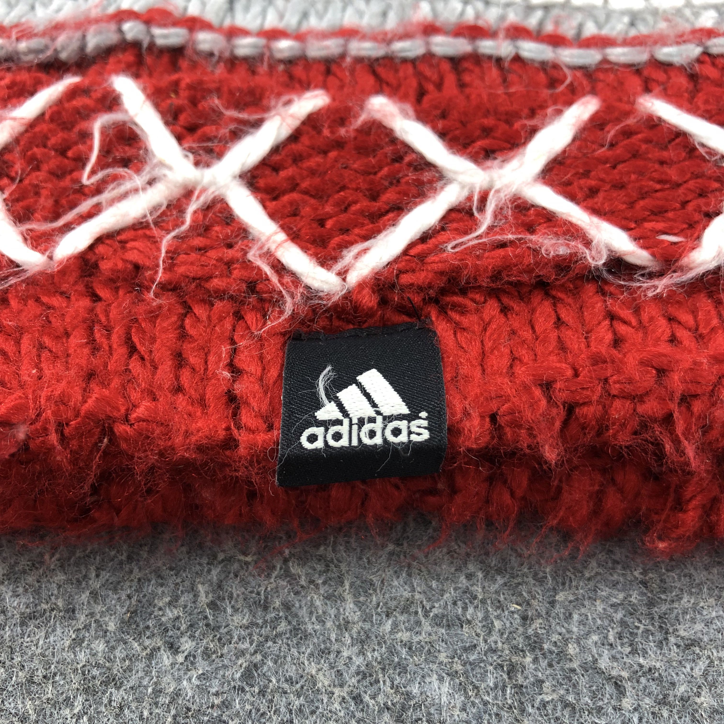 Vintage Adidas Knitted Beanie Snowcap Snow Hat B37 Size ONE SIZE - 2 Thumbnail