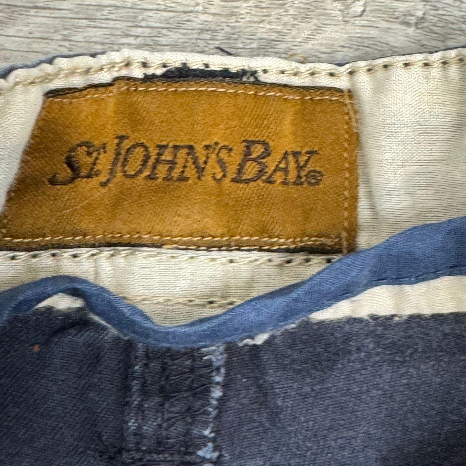 St. Johns Bay Distressed Cargo Shorts Size 38 Size US 38 / EU 54 - 8 Thumbnail