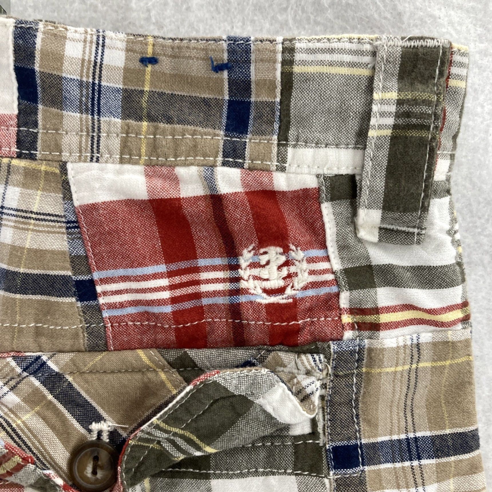 Izod IZOD Mens Shorts 36 Patchwork Plaid 36 X 9 Casual Cotton Multicolor Outdoor Mens Size US 36 / EU 52 - 6 Thumbnail
