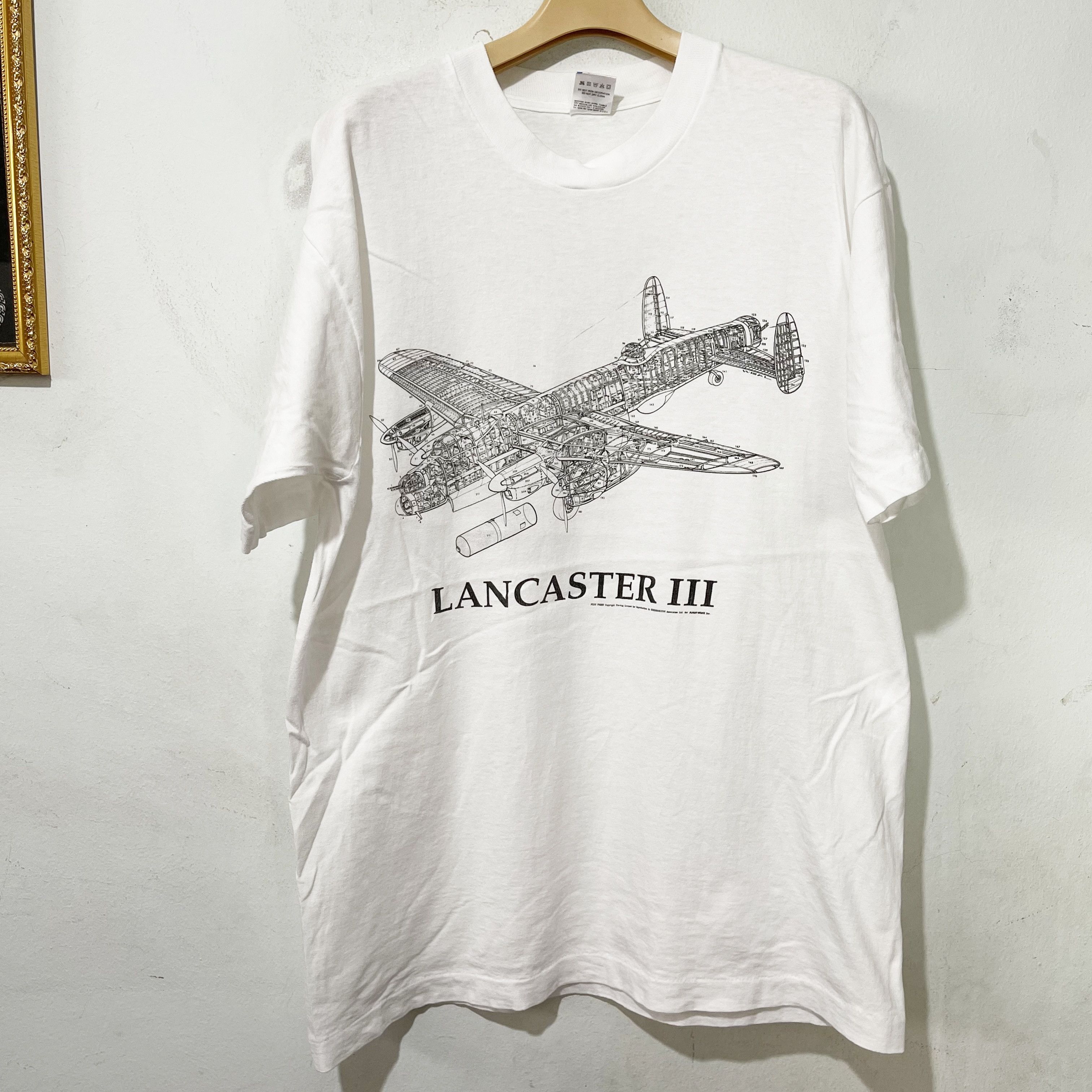 Vintage Vintage 90s Lancaster III T-Shirt Size US L / EU 52-54 / 3 - 1 Thumbnail