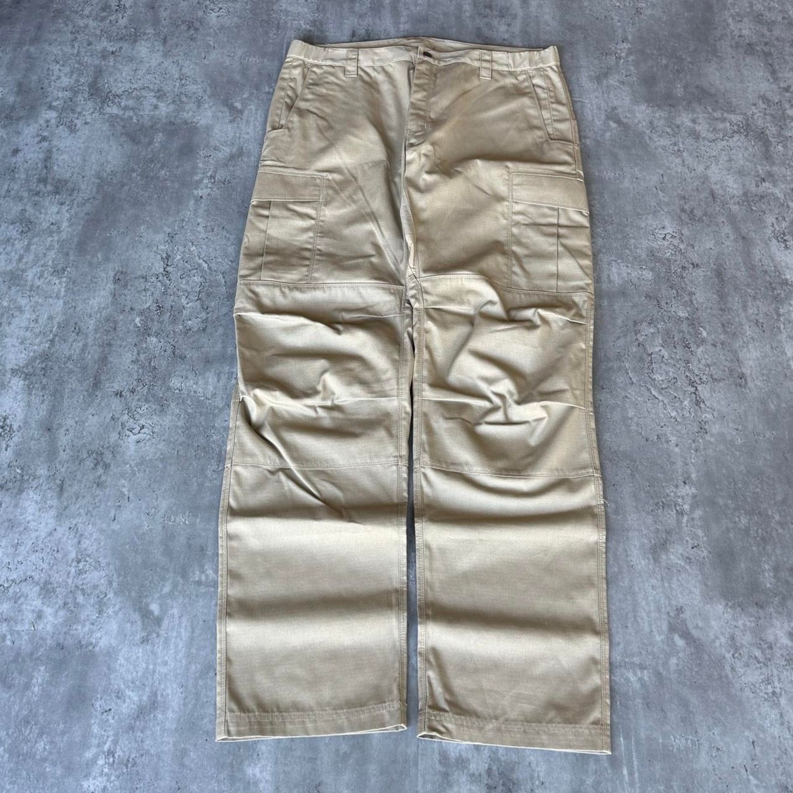 Carhartt × Vintage Vintage Y2K Carhartt Style Double Knee Technical Cargo Pants Size US 38 / EU 54 - 1 Thumbnail