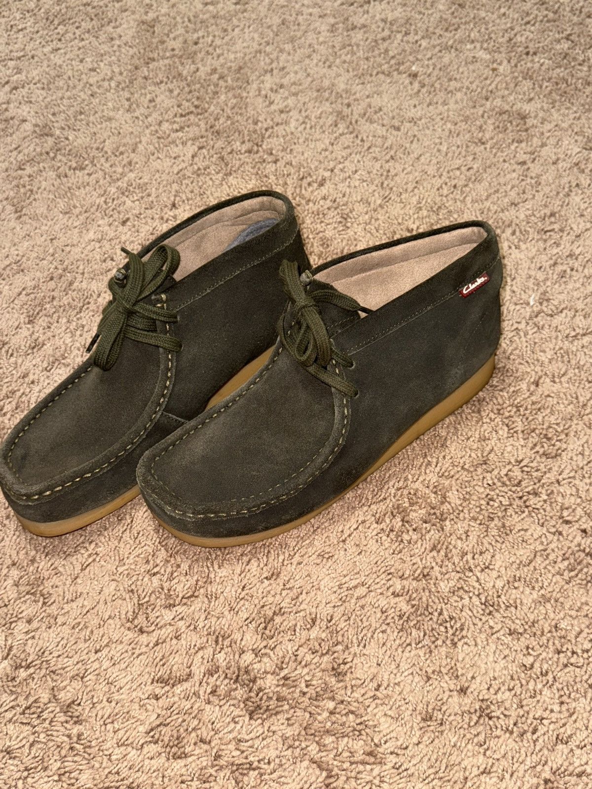 Clarks × Vintage Clarks Men's Green Suede Shoes Size US 9.5 / EU 42-43 - 1 Thumbnail
