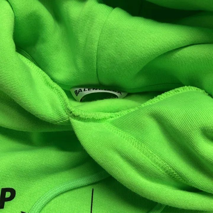 Balenciaga Balenciaga Balenciaga World Food Programme Logo Hoodie -25 Size US M / EU 48-50 / 2 - 5 Thumbnail