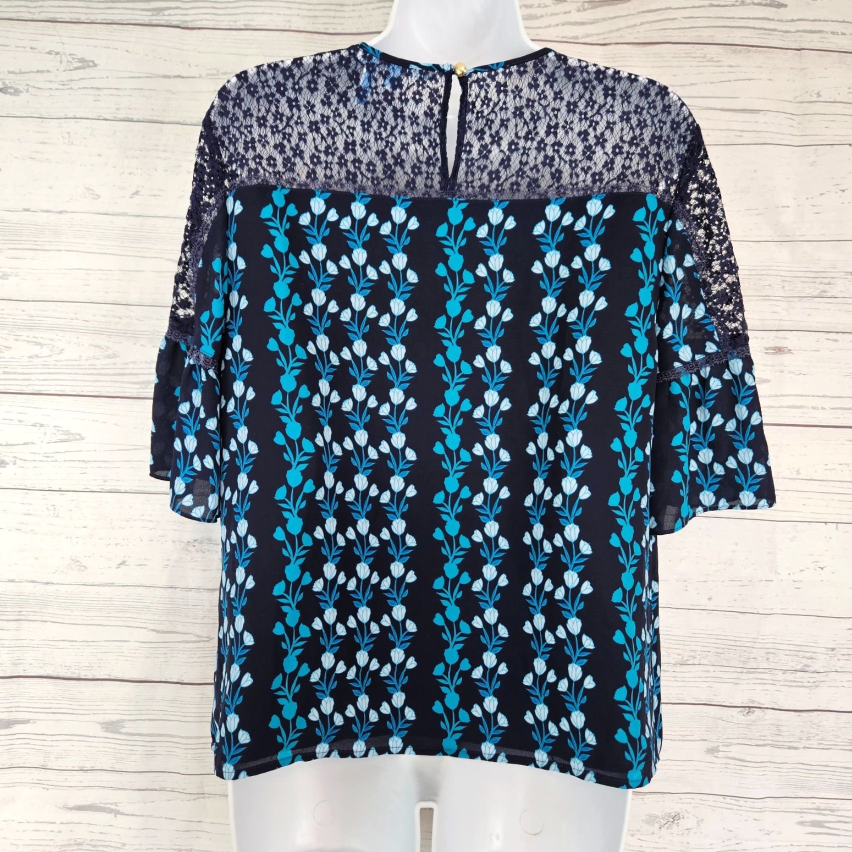 Vintage Draper James Womens Top Blue Floral Half Sleeve Lace Shirt Sz 12, Pullover, Regular, Polyester, Blouse, Womens Size XL / US 12-14 / IT 48-50 - 3 Thumbnail