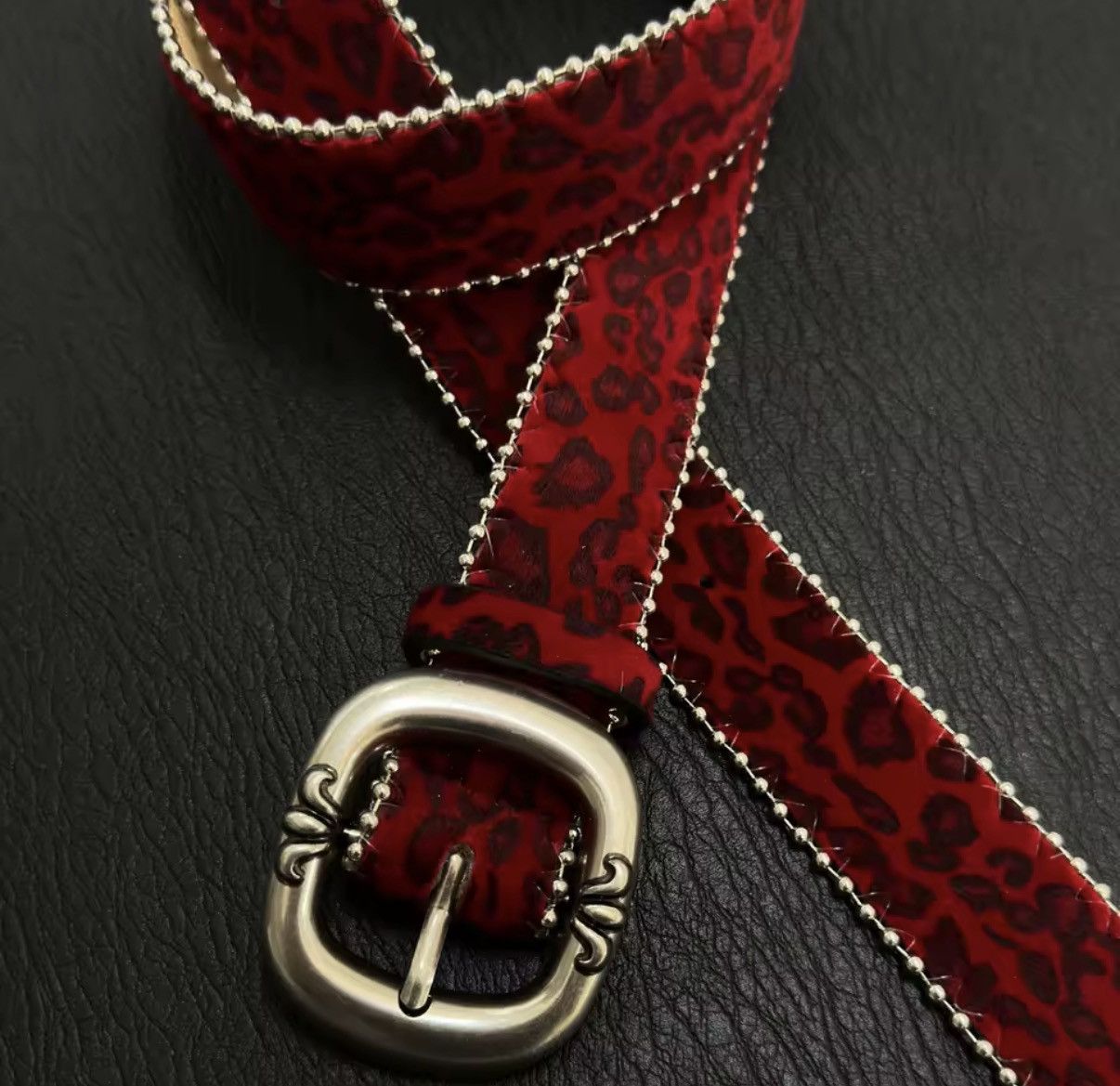 Japanese Brand Red Leopard Print Buckle Velvet Unisex Belt Size ONE SIZE - 2 Thumbnail