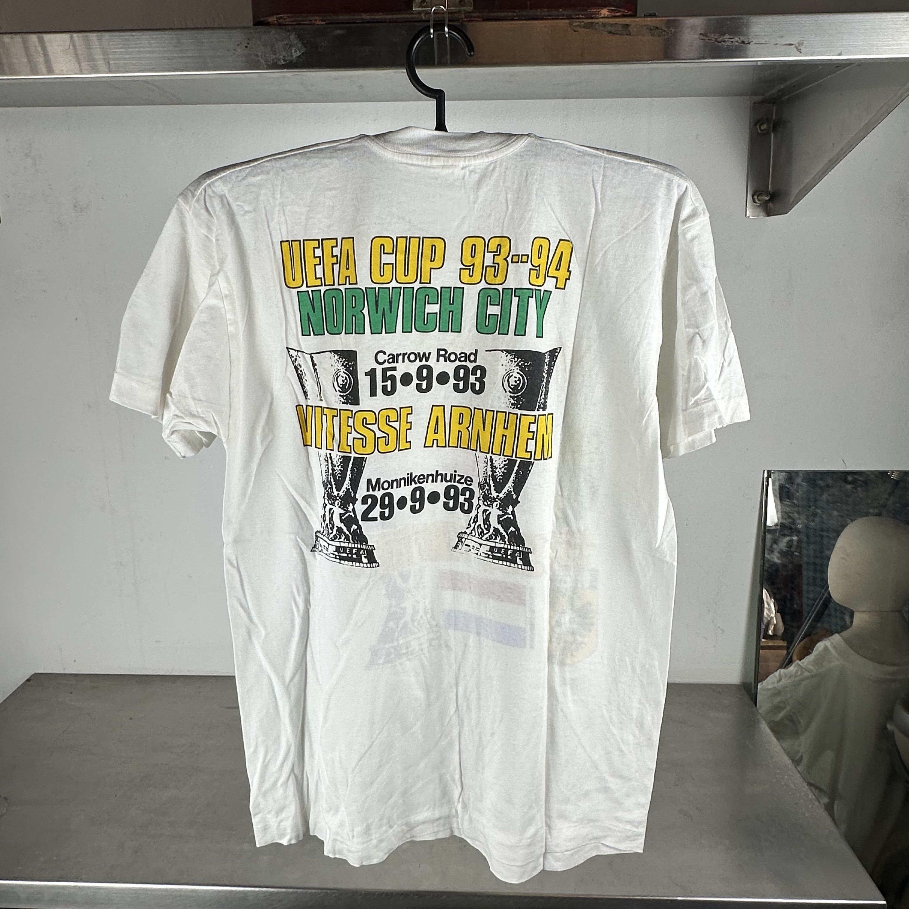 Vintage 1993-94 Soccer UEFA Cup Norwich City VS Vitesse T-shirt Size US M / EU 48-50 / 2 - 3 Thumbnail