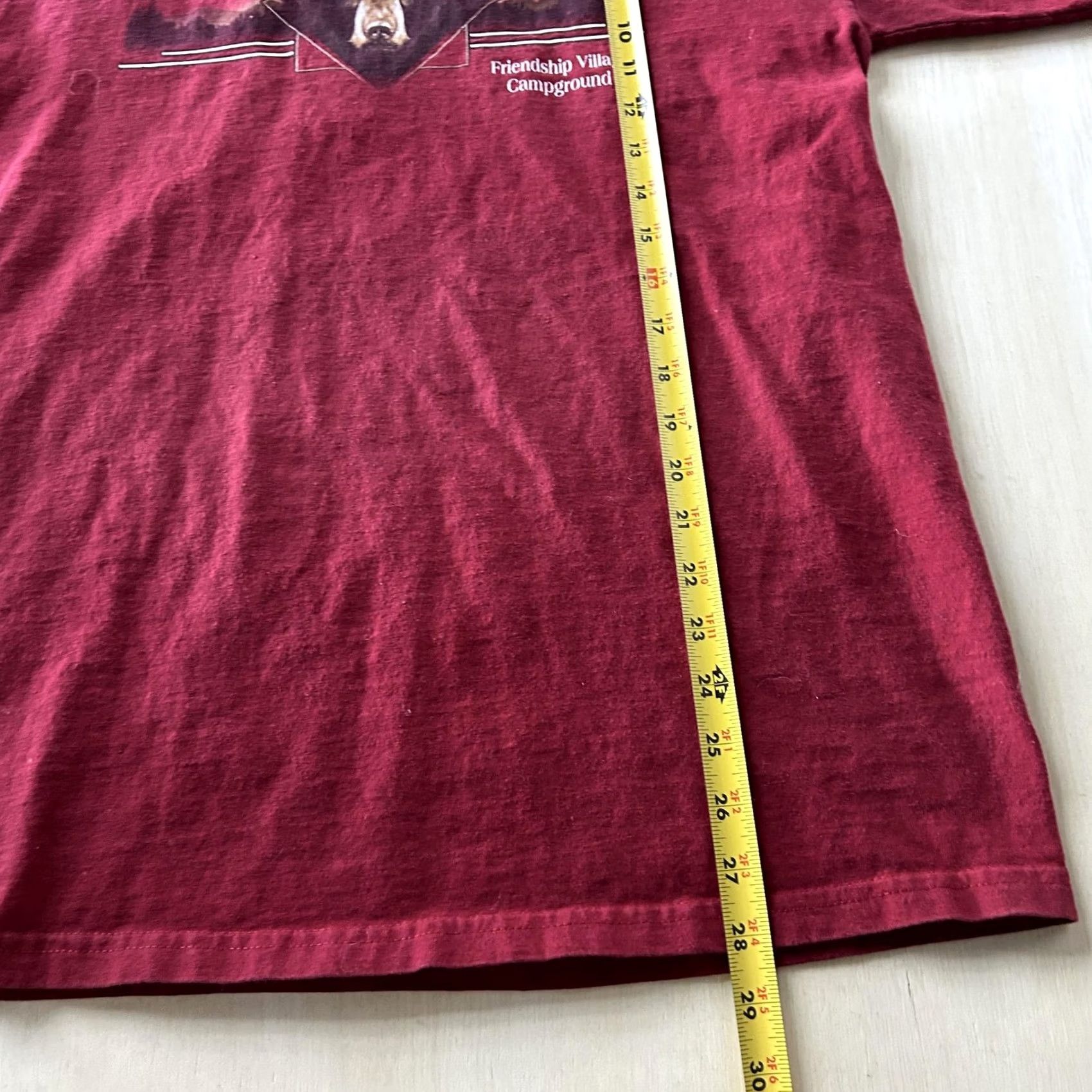 Gildan Vintage Y2K Bear Shirt Mens Large Red Friendship Village Camping Tee T-Shirt Size US L / EU 52-54 / 3 - 5 Thumbnail