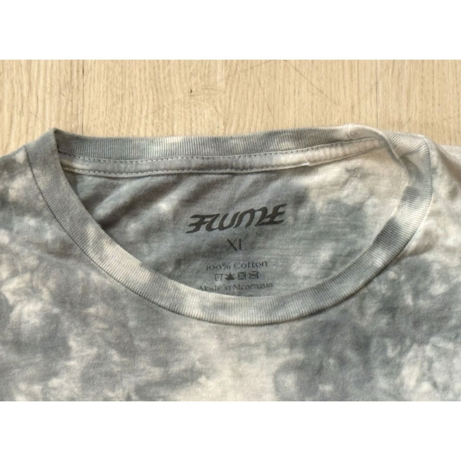 Vintage Flume Hi This Is Flume Gold Drops Tie Dye Tour Shirt XL EDM DJ EDC Electronic IDM Men Short Sleeve Graphic Print Crew Neck Vintage No Size US XL / EU 56 / 4 - 5 Thumbnail