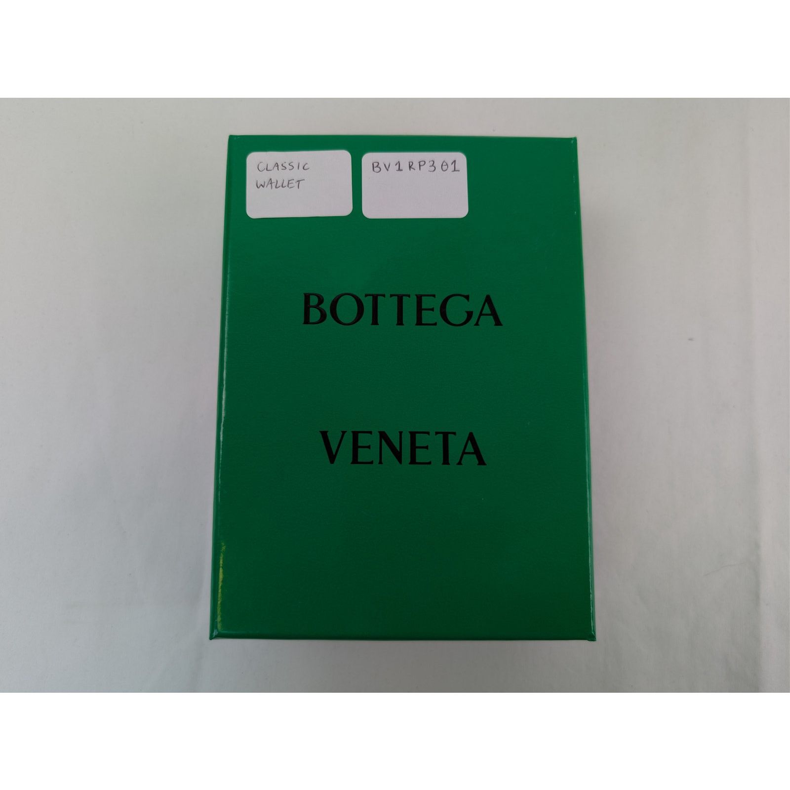 Bottega Veneta o1rshd1 Size: OS / Classic Leather Wallet in Black Size ONE SIZE - 15 Thumbnail