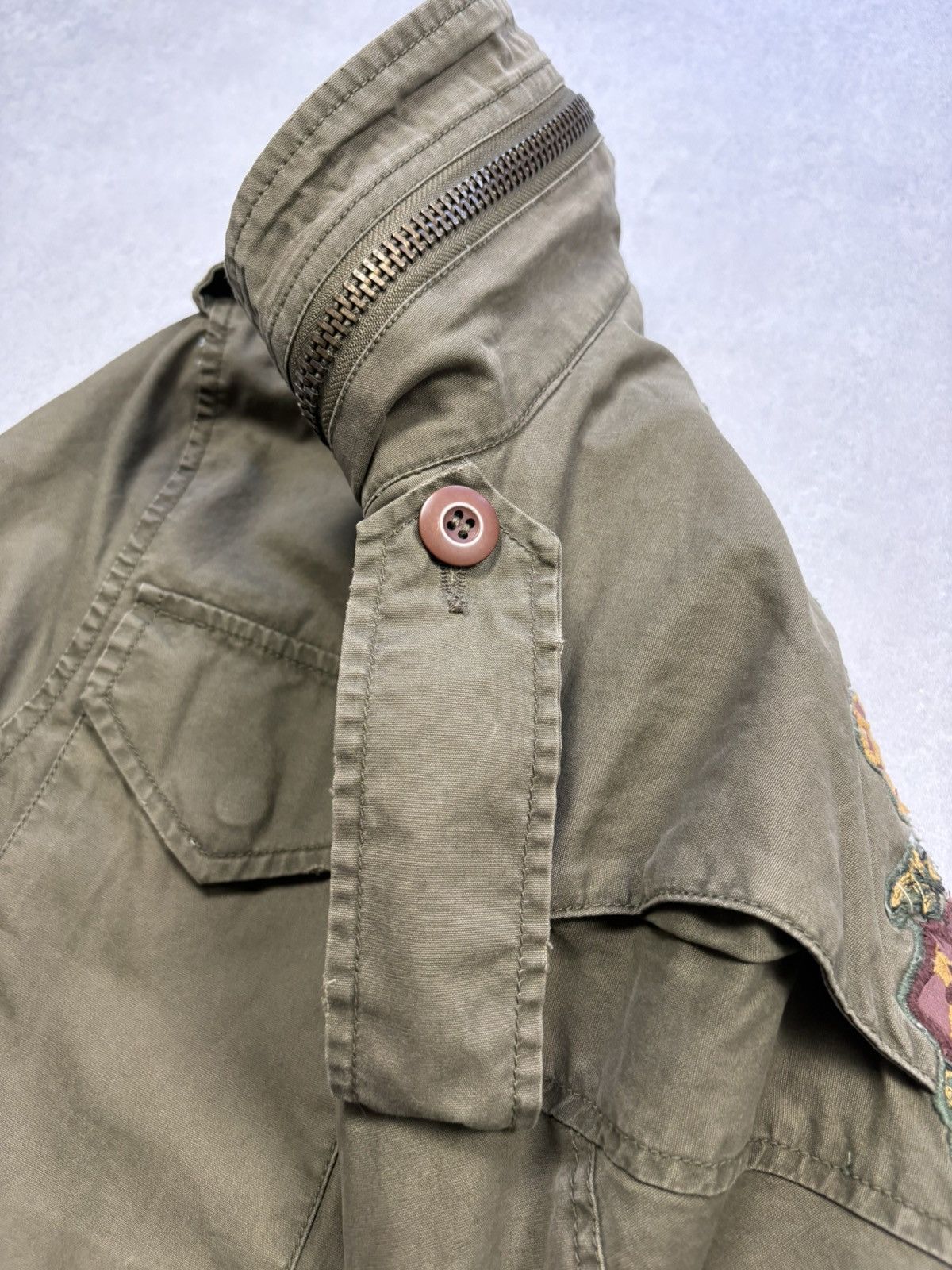 Vintage Vintage Royal Buddha Military Embroidered Jacket U.S Army Size US S / EU 44-46 / 1 - 18 Thumbnail