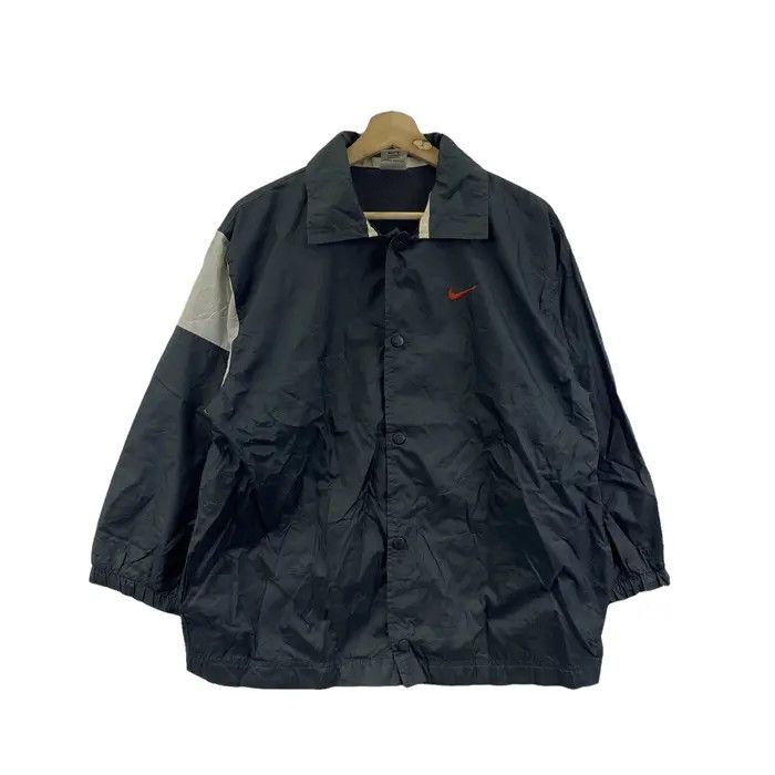 Nike Vtg 90’ NIKE SWOOSH LOGO Grey Tag Windbreaker Jacket Size US L / EU 52-54 / 3 - 2 Thumbnail