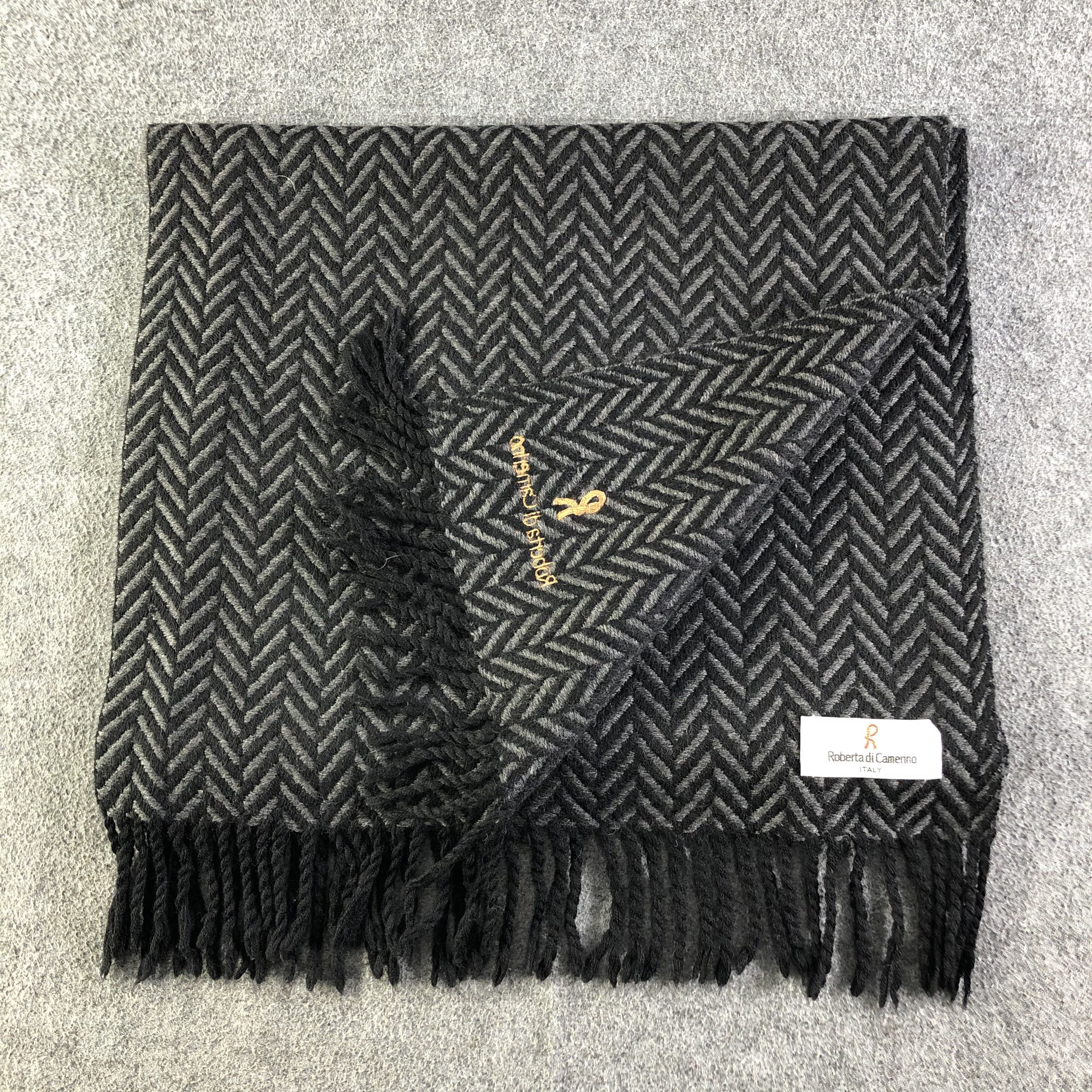 Roberta di Camerino Roberta Di Camerino Scarf / Muffler / Neckwear P420 Size ONE SIZE - 6 Thumbnail