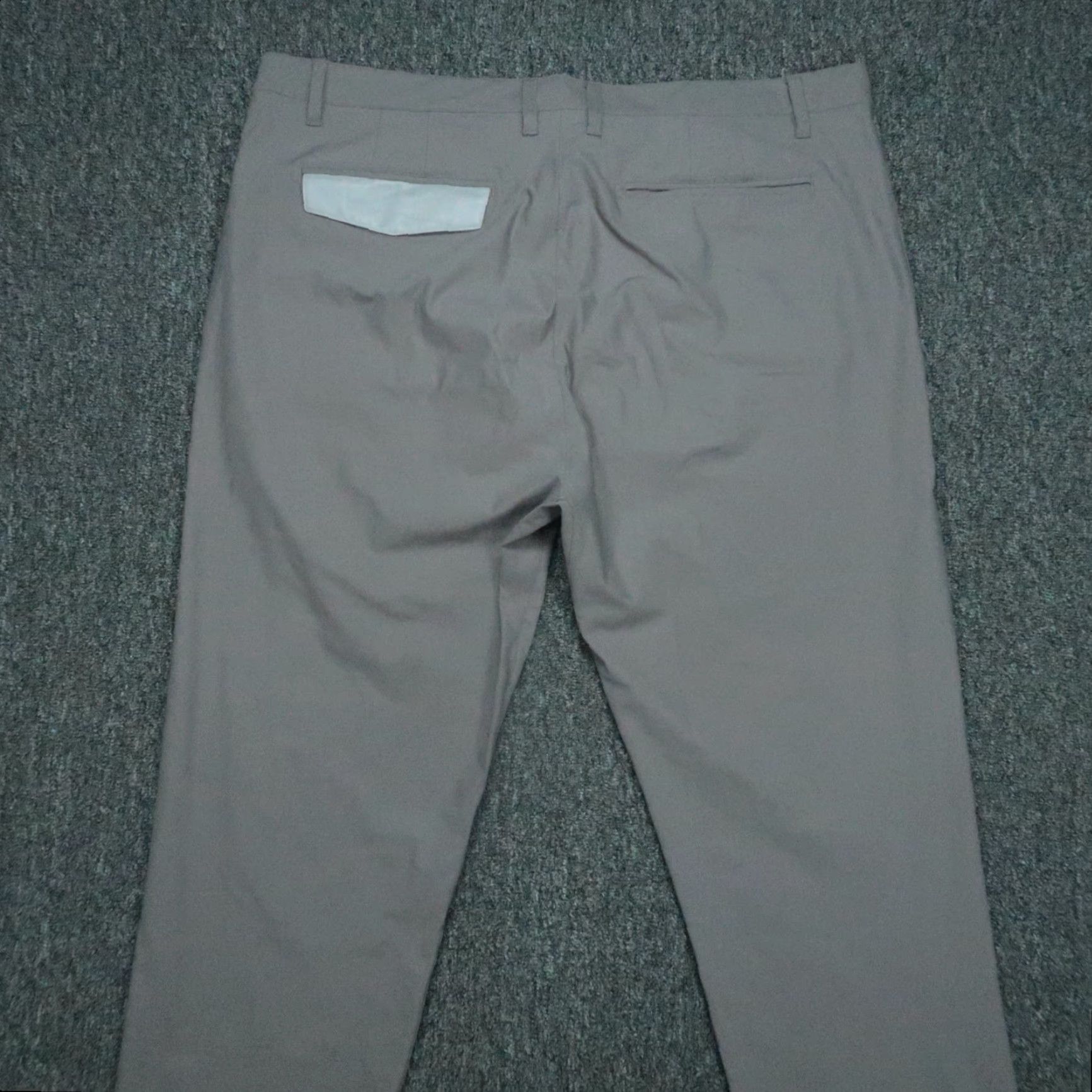 Rhone Rhone Pants Mens 41x34 Gray City Classic Chino Performance Lightweight Vintage No Size US 41 - 5 Thumbnail