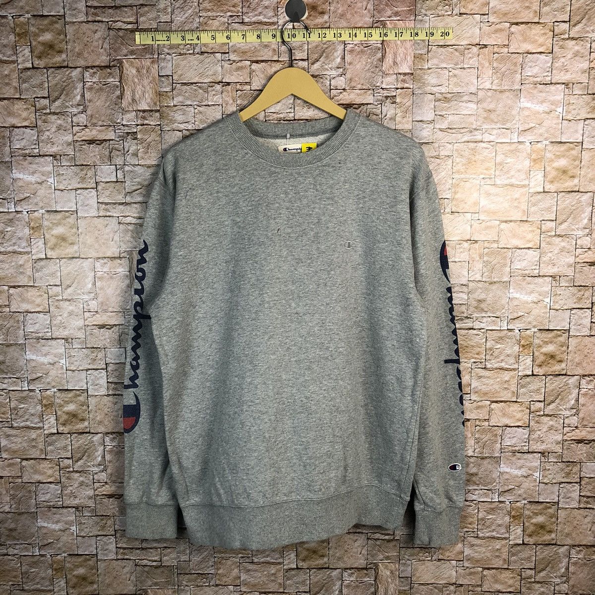 Champion Champion vintage Grey Sweatshirt #A381 Size US L / EU 52-54 / 3 - 1 Thumbnail