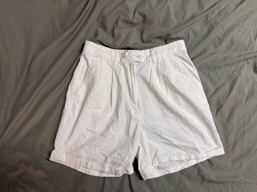 Tommy Hilfiger Tommy Hilfiger White Shorts Size 32" / US 10 / IT 46 - 1 Thumbnail