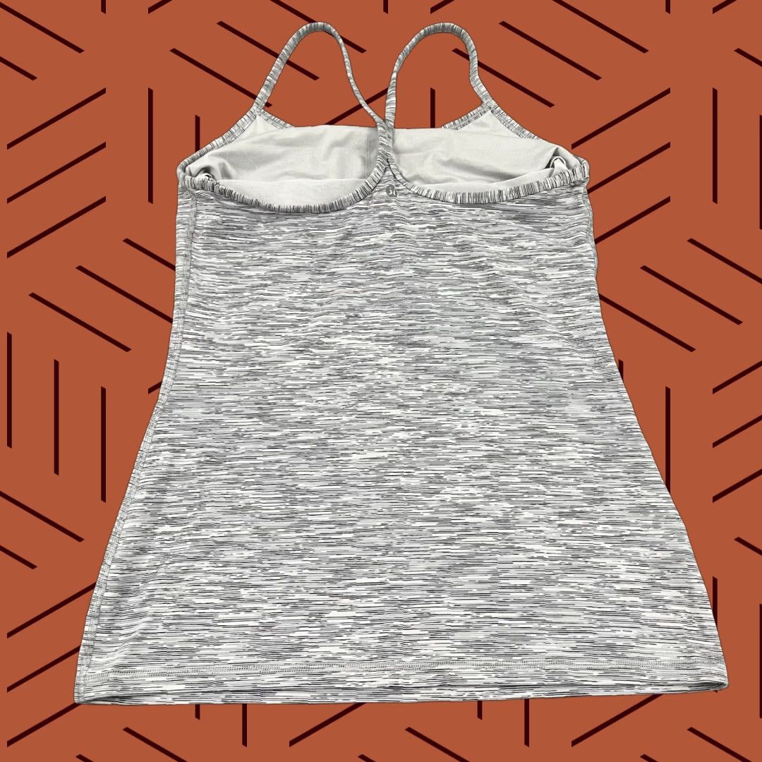Lululemon LULULEMON Power Pose Y Tank Top Womens Size 10 Heather Gray Gym Yoga Active Work Size L / US 10 / IT 46 - 1 Thumbnail