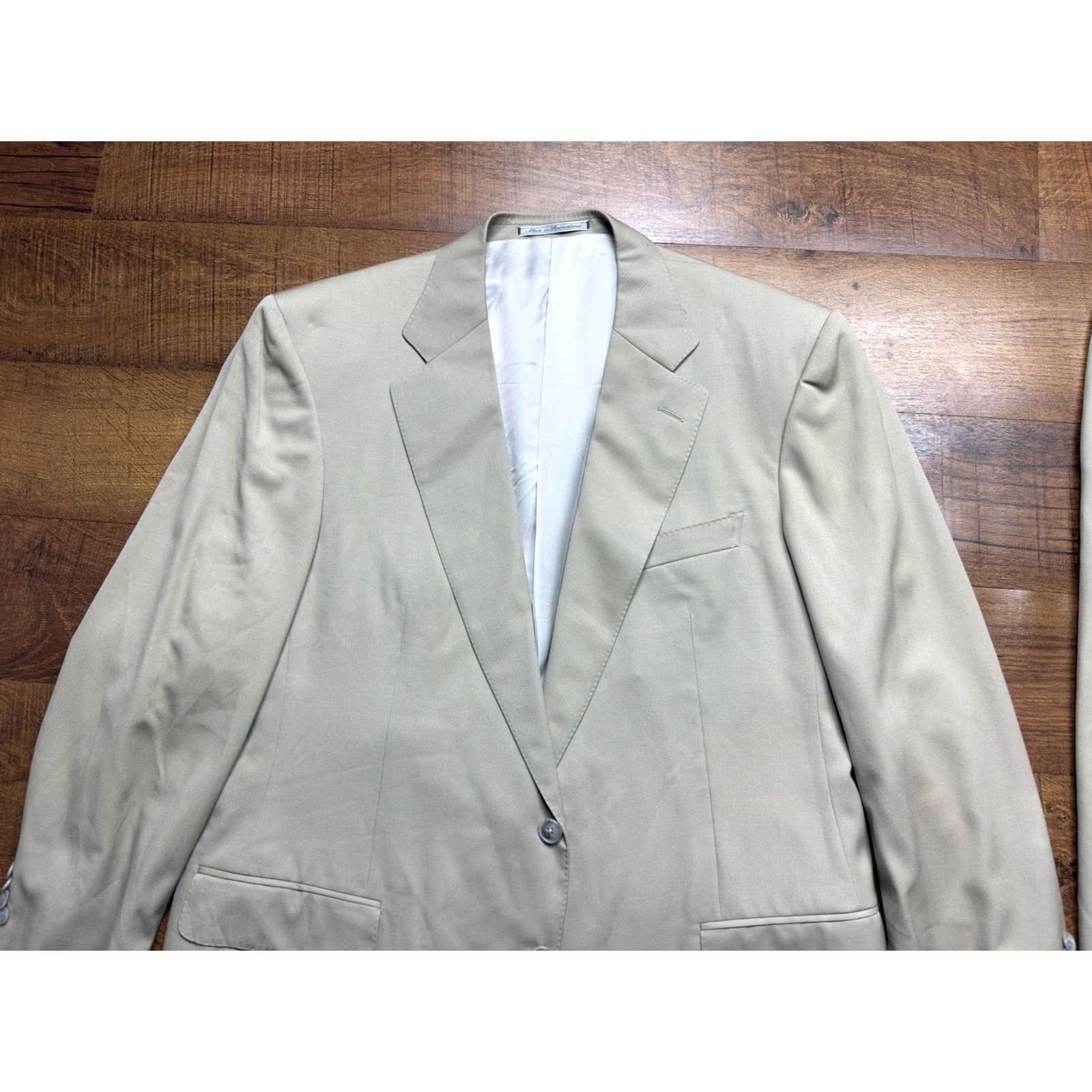 Ermenegildo Zegna Ermenegildo Zegna Suit Mens 46 Beige SARTORIAL 2pc Wool Men 46R 37X27 Switzerland Size 46R - 5 Thumbnail