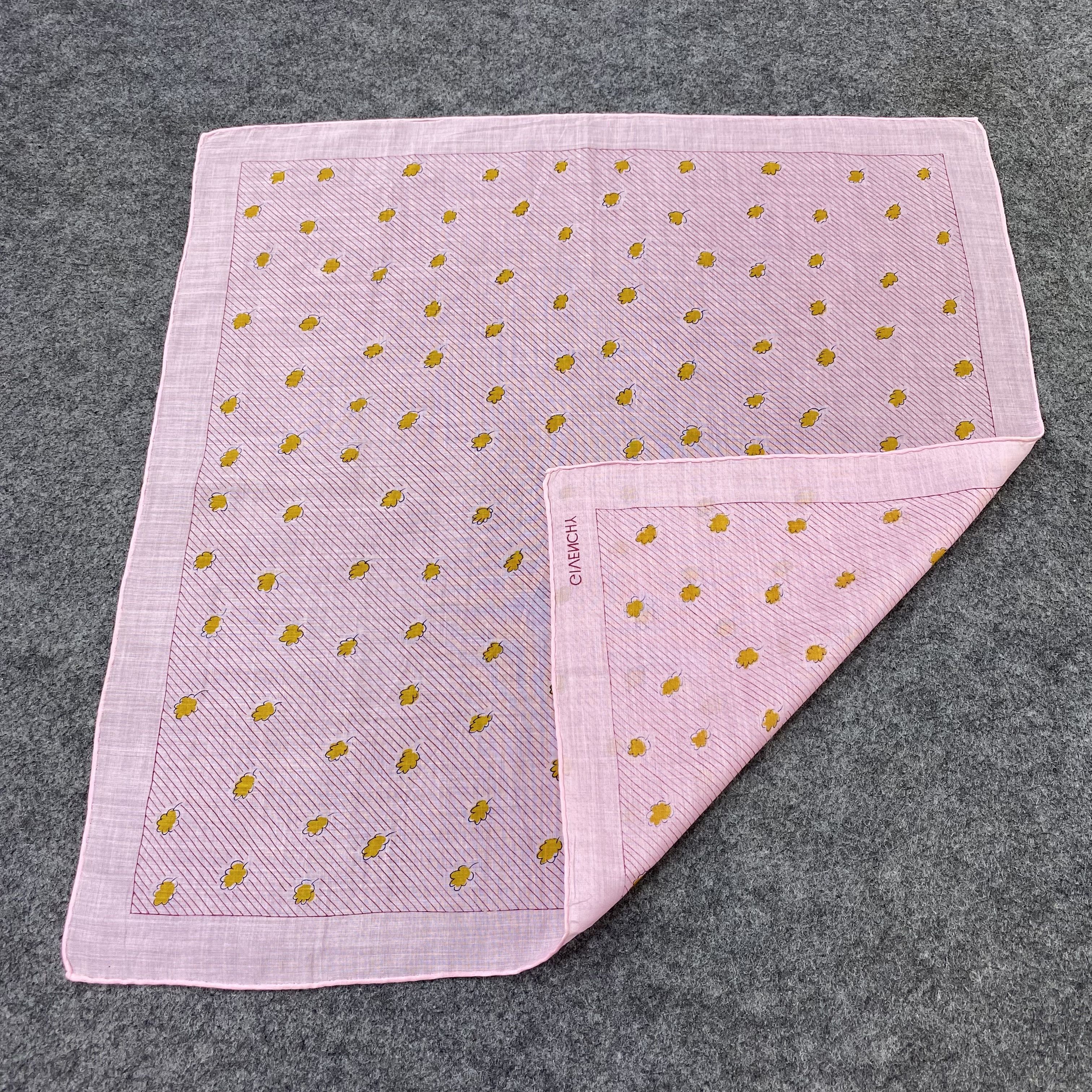 Givenchy Givenchy Handkerchief / Bandana / Neckerchief-B2199 Size ONE SIZE - 5 Thumbnail