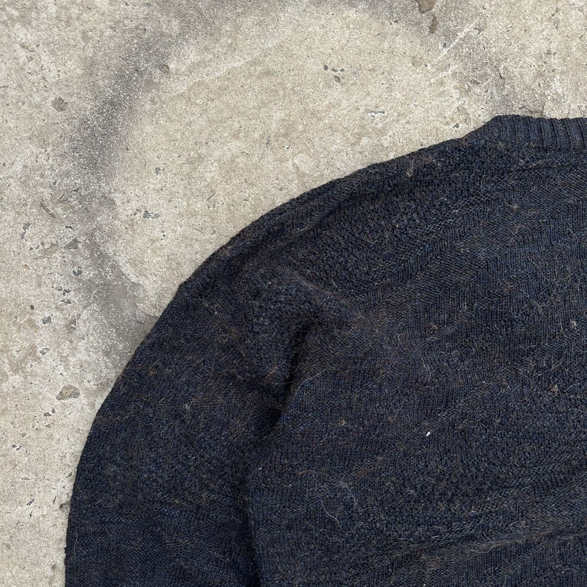 Vintage Vintage Knit Sweater V Neck Style USA 00s Wool Size US M / EU 48-50 / 2 - 10 Thumbnail