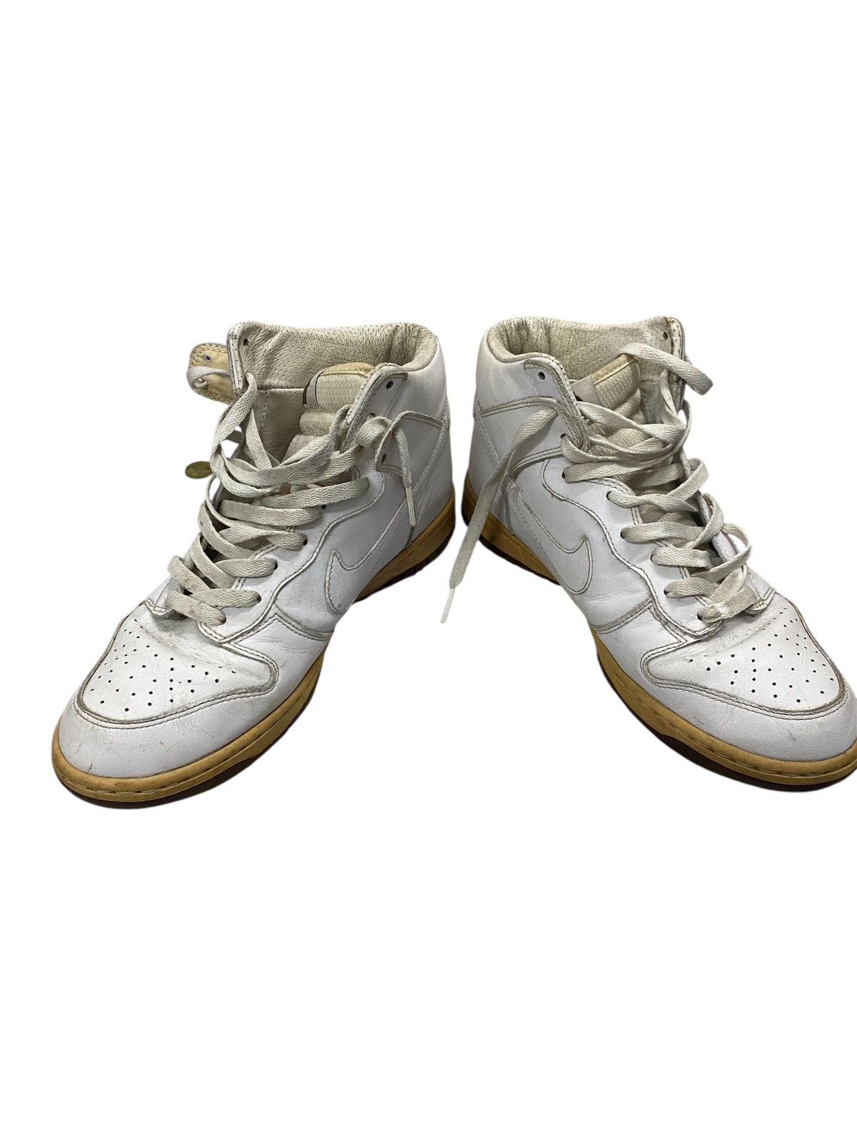 Nike × Undefeated Vintage nike dunk x undefeated shoes rare Size US 9 / EU 42 - 5 Thumbnail