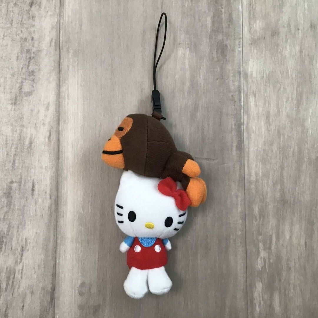Bape BAPE × SANRIO Hello Kitty Milo Strap Mobile Cleaner APE NIGO Size ONE SIZE - 1 Thumbnail