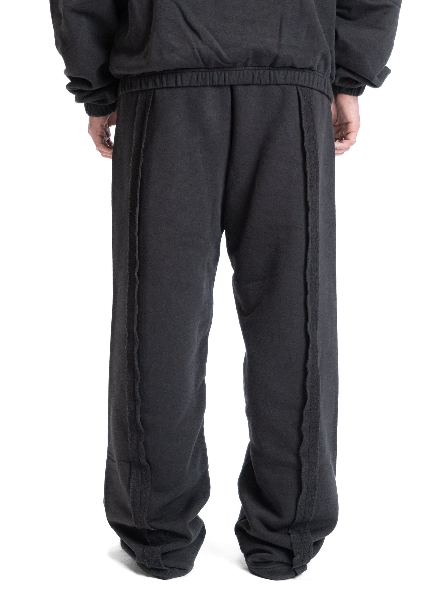 Slam Jam × Umbro Umbro x Slam Jam SS26 Bench Sweatpants Size US 30 / EU 46 - 2 Thumbnail