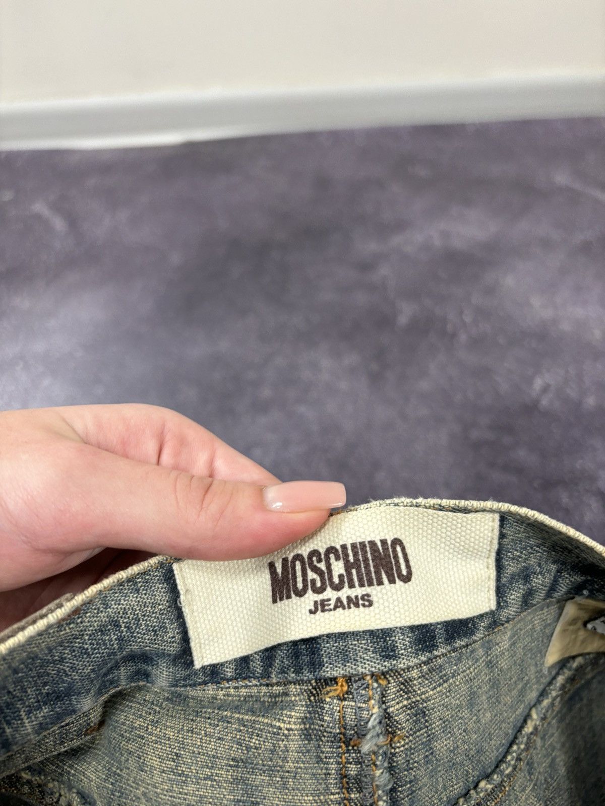 Moschino Vintage Moschino Women’s Y2K Hype Luxury Denim Skirt Size 32" / US 10 / IT 46 - 15 Thumbnail