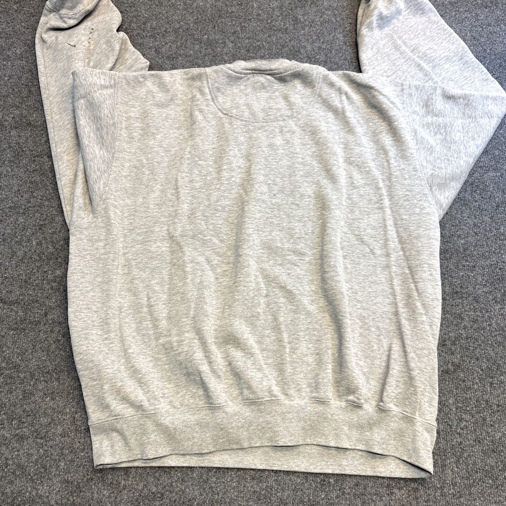 Nike VINTAGE Nike Team Center Swoosh Michigan Football Crewneck Sweatshirt 2XL Gray Mens Sweatshirt Size US XXL / EU 58 / 5 - 6 Thumbnail