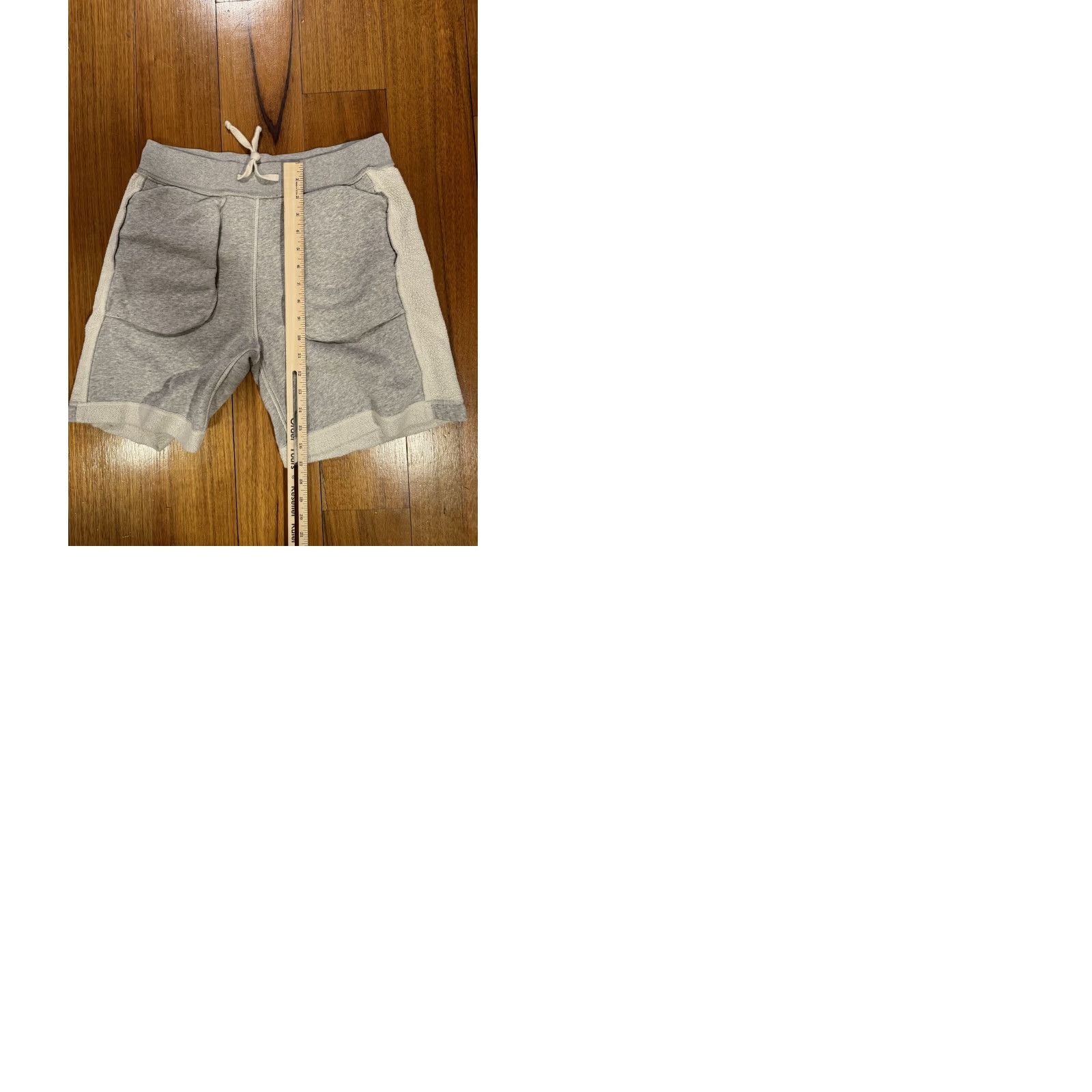 Helmut Lang VINTAGE Helmut Lang Women’s Grey and White (Vapor Heather) Shorts Size S 2021 Gray/White Cotton Sweat Pocketed Size 28" / US 6 / IT 42 - 9 Thumbnail